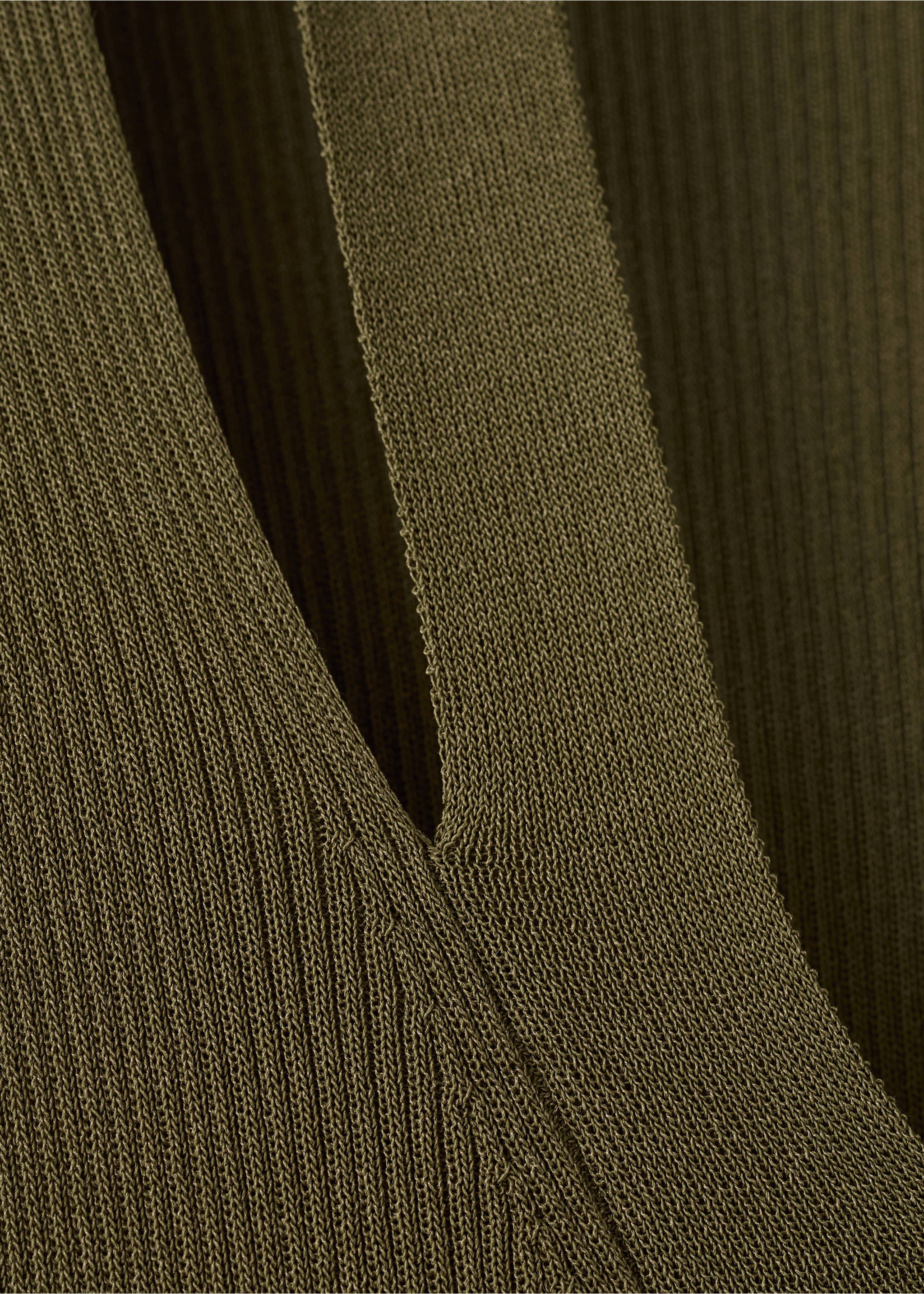 Vestido punto fino evasé - Detalle del artículo 0, Khaki. Ref: 27085823-00.