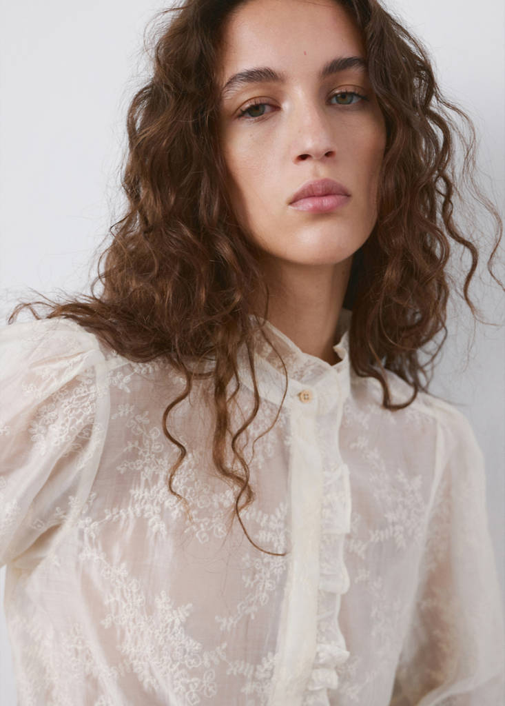 Lyocell blouse with floral embroidery — Ecru
