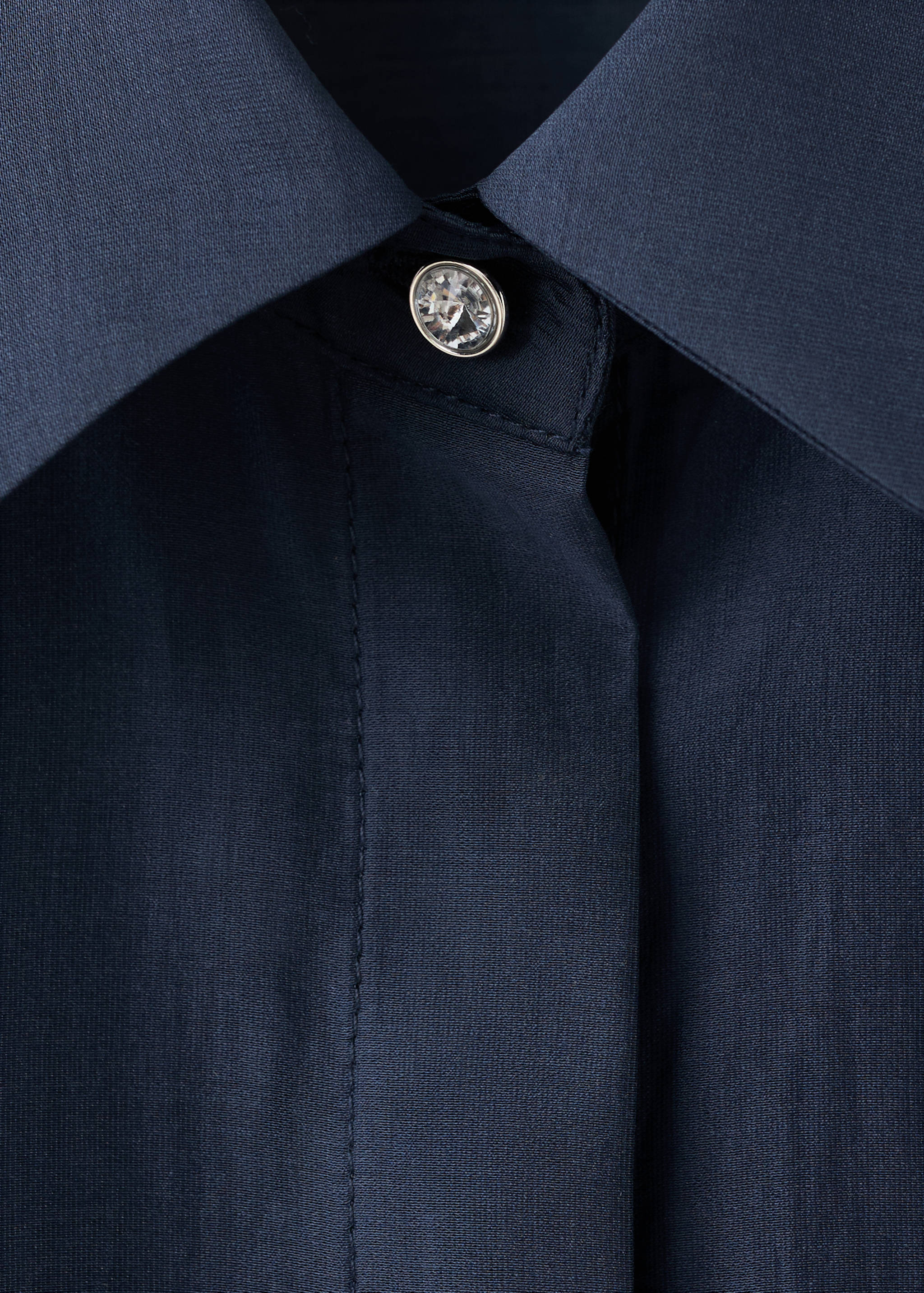 Lyocell shirt with rhinestones - Details of the article 8