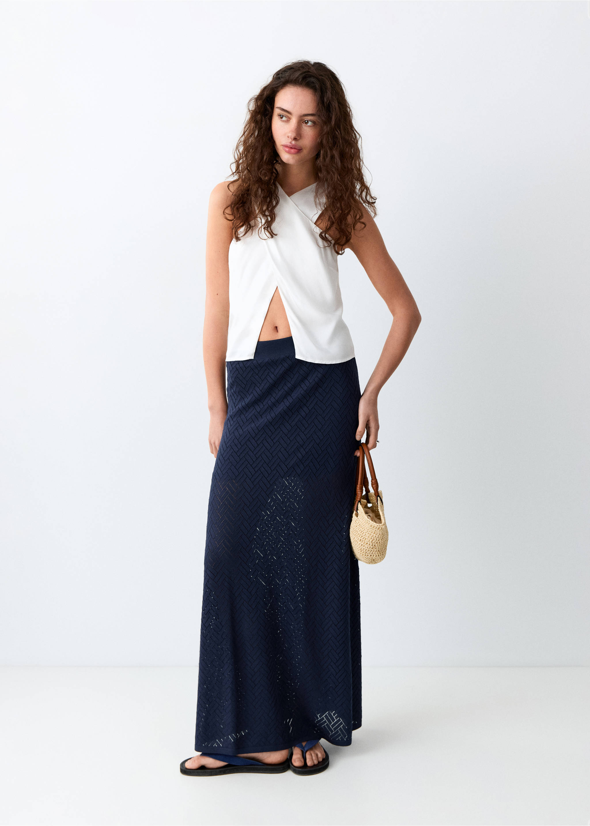 Long knitted skirt - General plane, Navy. Ref: 27085829-00.