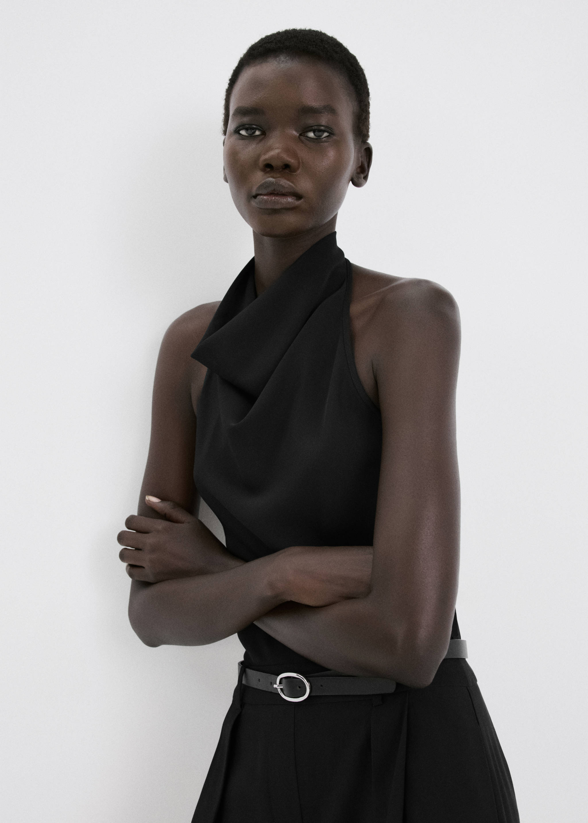 Jumpsuit met gecombineerd design en halternek - Detail van het artikel 2