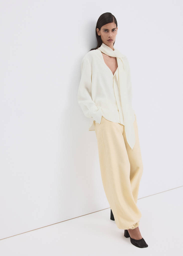 Scarf collar blouse — Ecru
