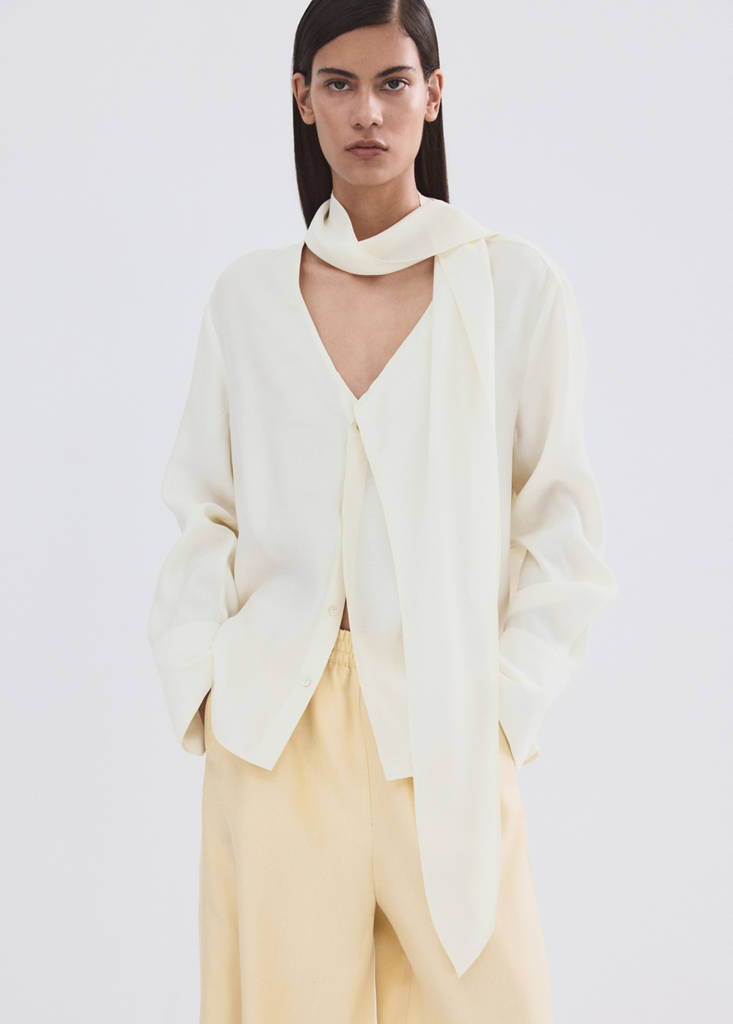 Scarf collar blouse — Ecru
