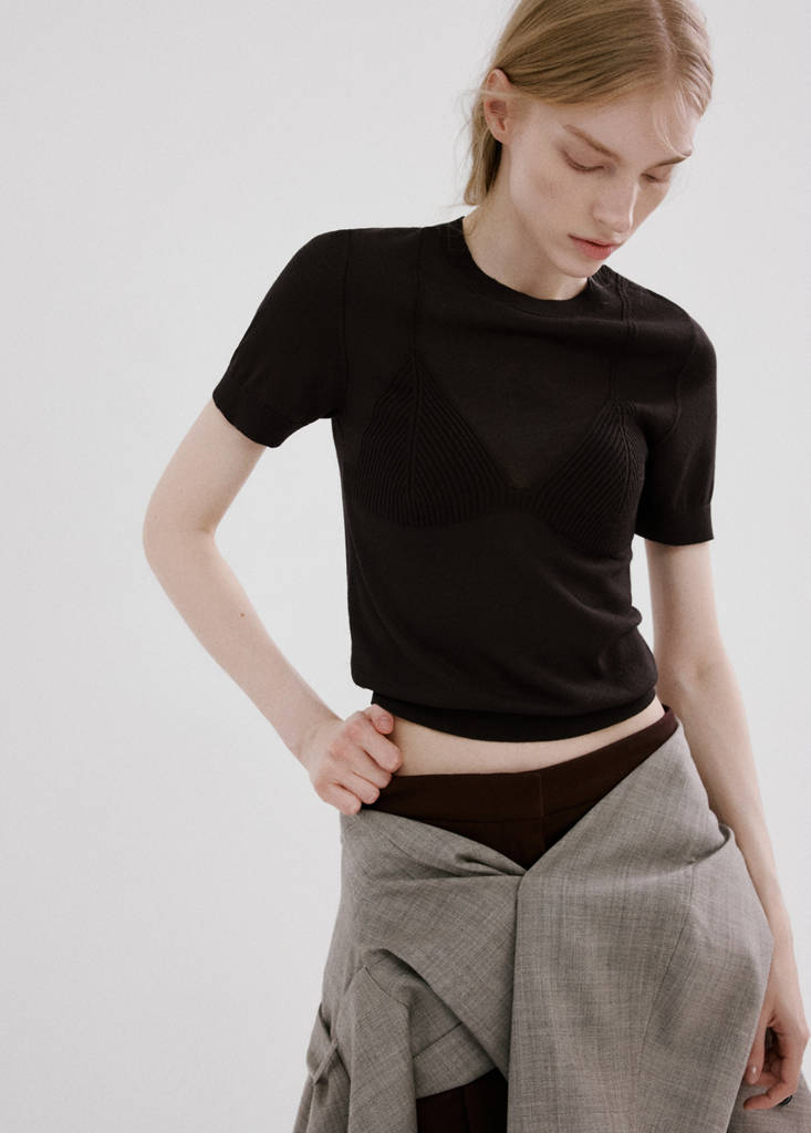 Short-sleeved knitted sweater — Brown
