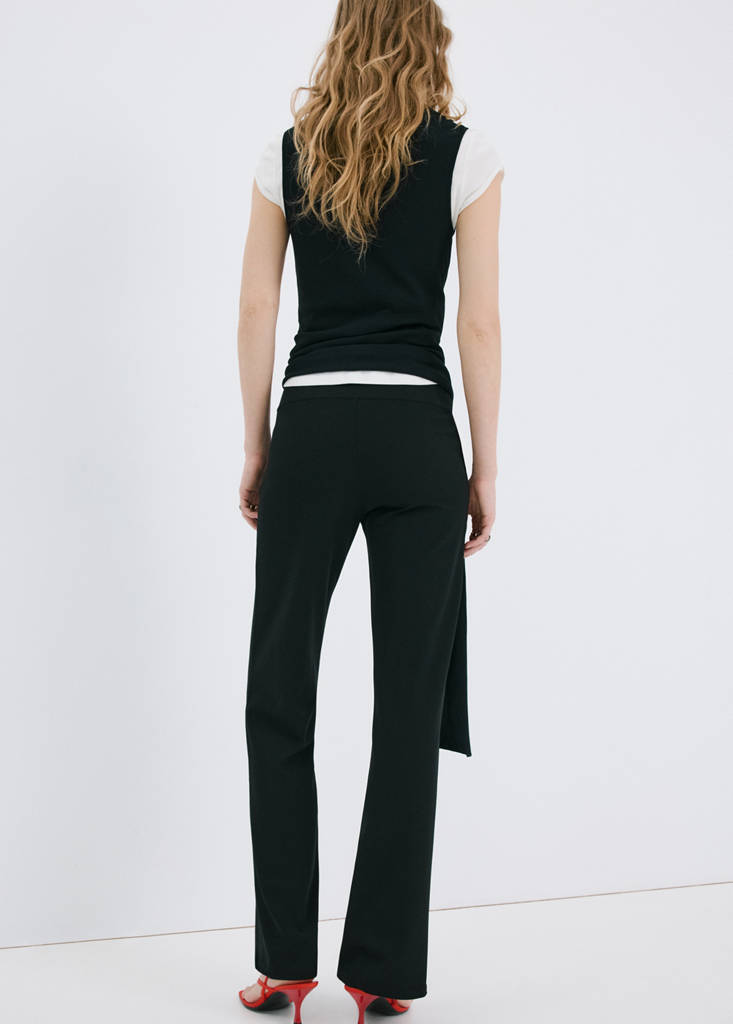 Mid-rise flare trousers — Black