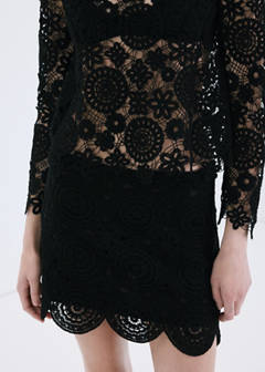 Crochet mini skirt — Black 1