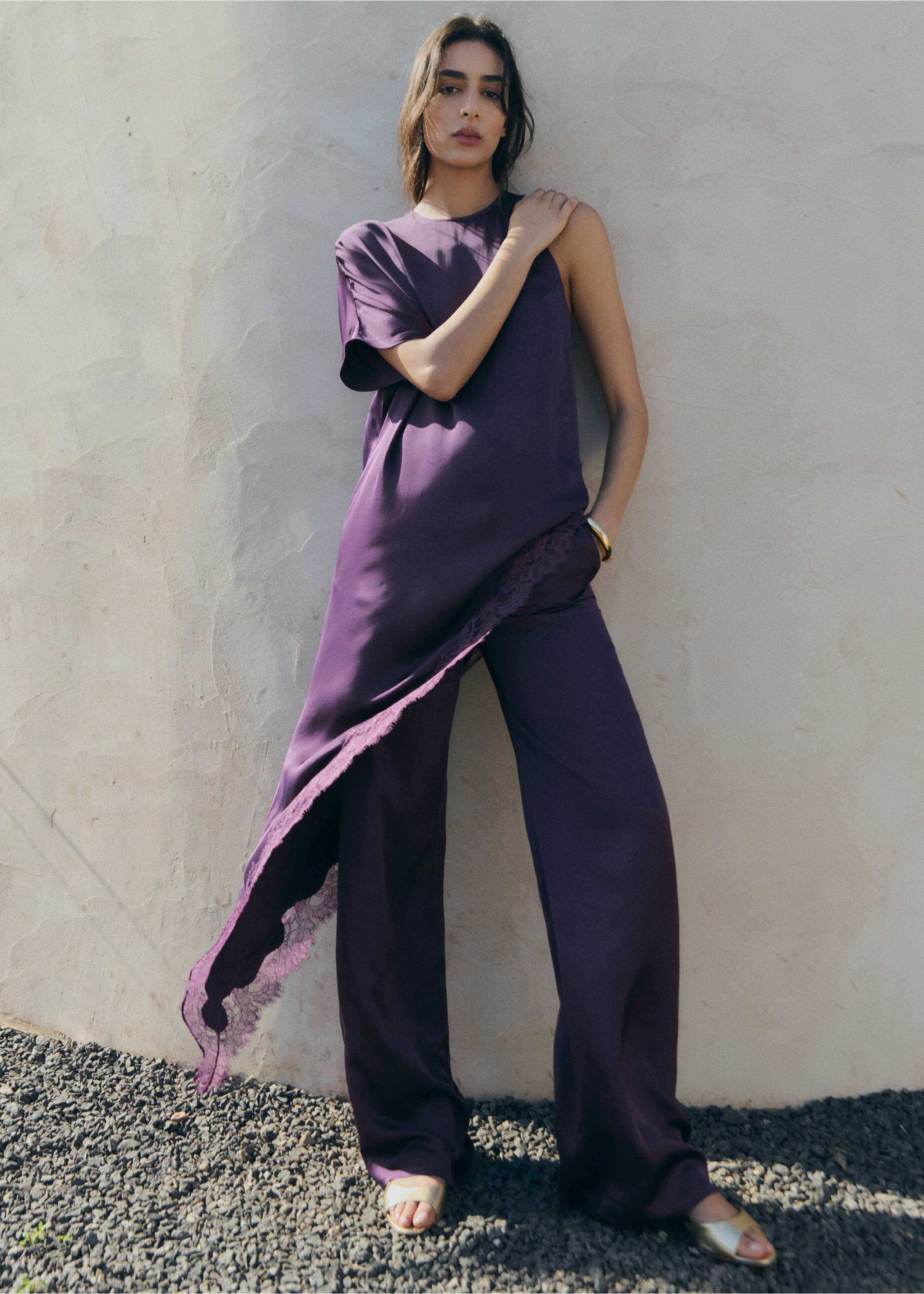 Pantalon droit taille normale - Plan général, Pourpre. Ref: 27085844-00.