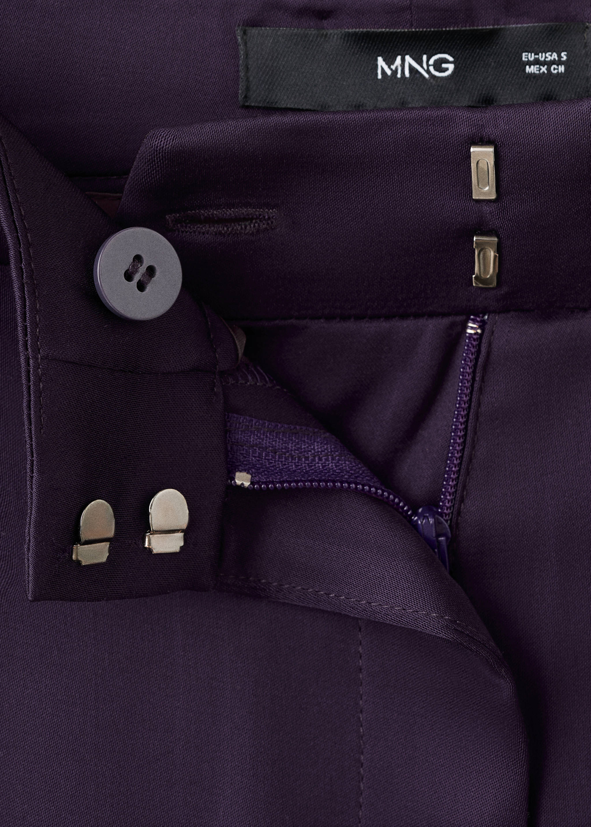 Straight mid-rise trousers - Details of the article 8