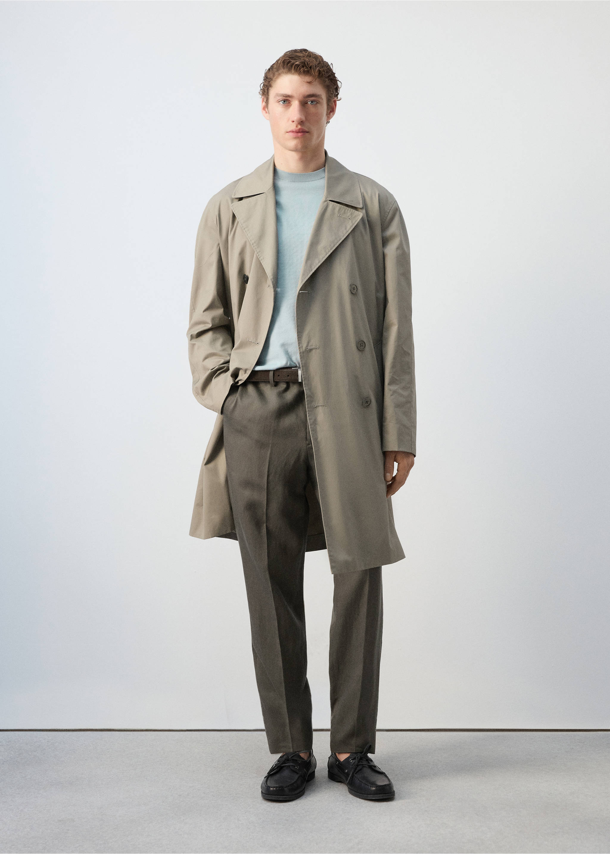 100% cotton gabardine regular fit - General plane, Medium Brown. Ref: 27085927-01.