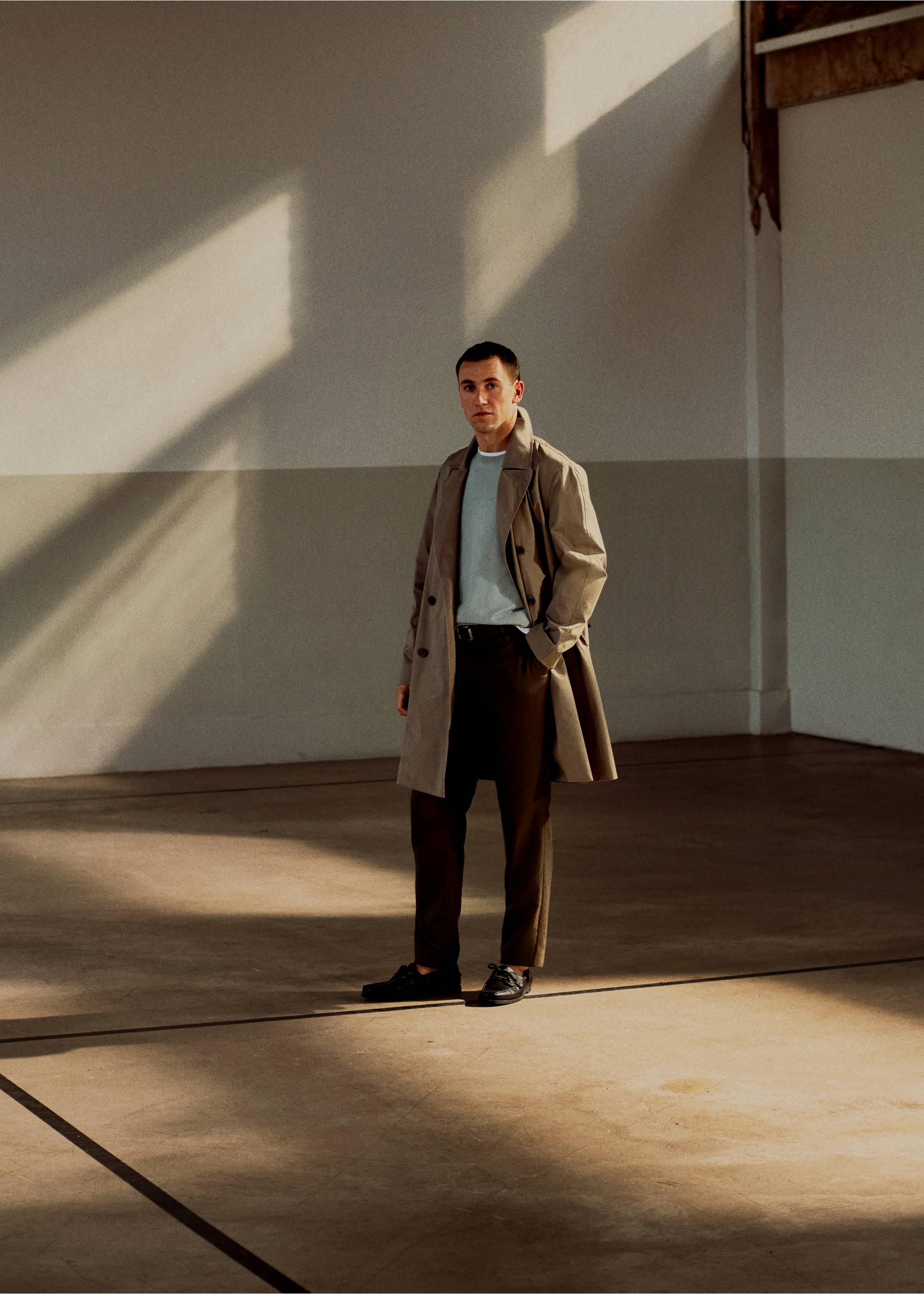 Trenci regular fit din 100% bumbac - Detaliu al articolului 5, Maro mediu. Ref: 27085927-01.