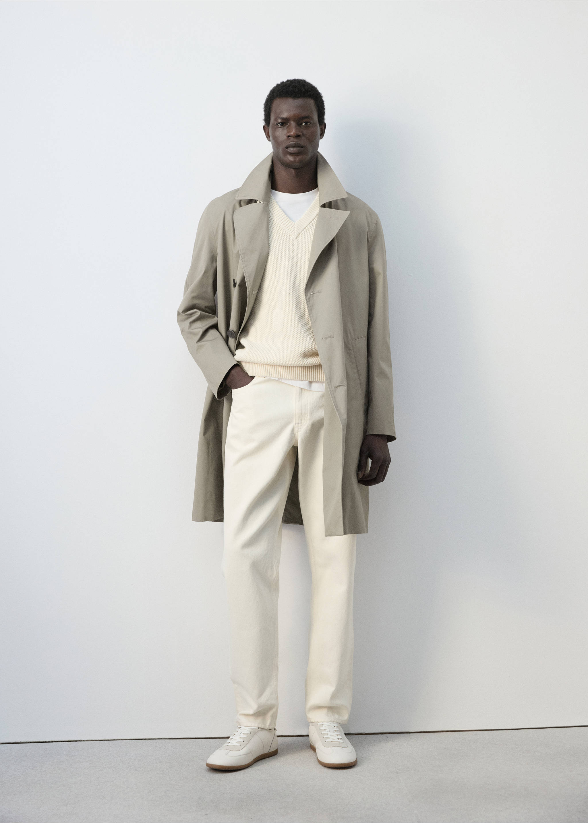 100% cotton gabardine regular fit - General plane, Medium Brown. Ref: 27085927-02.