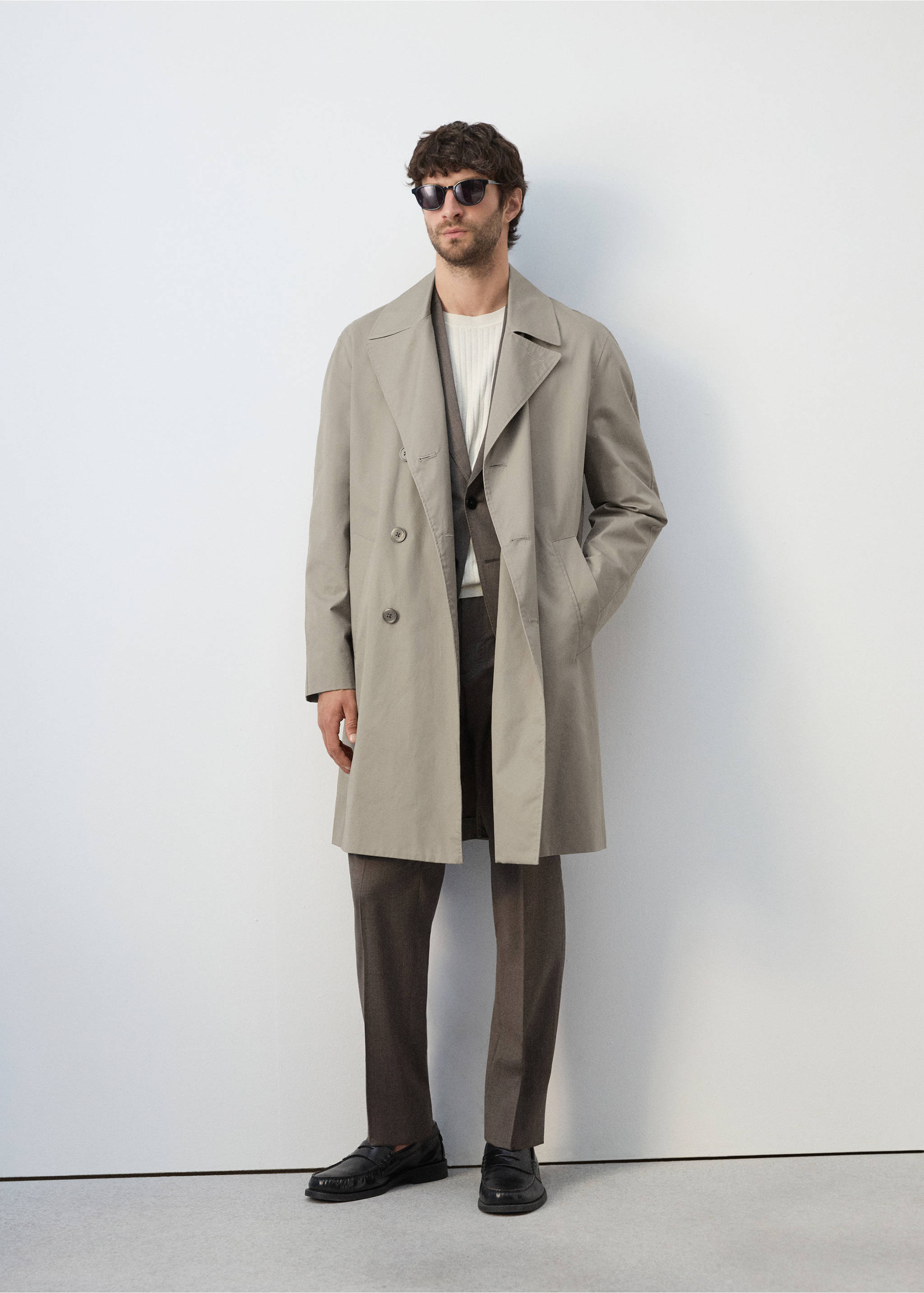 100% cotton gabardine regular fit - General plane, Medium Brown. Ref: 27085927-03.