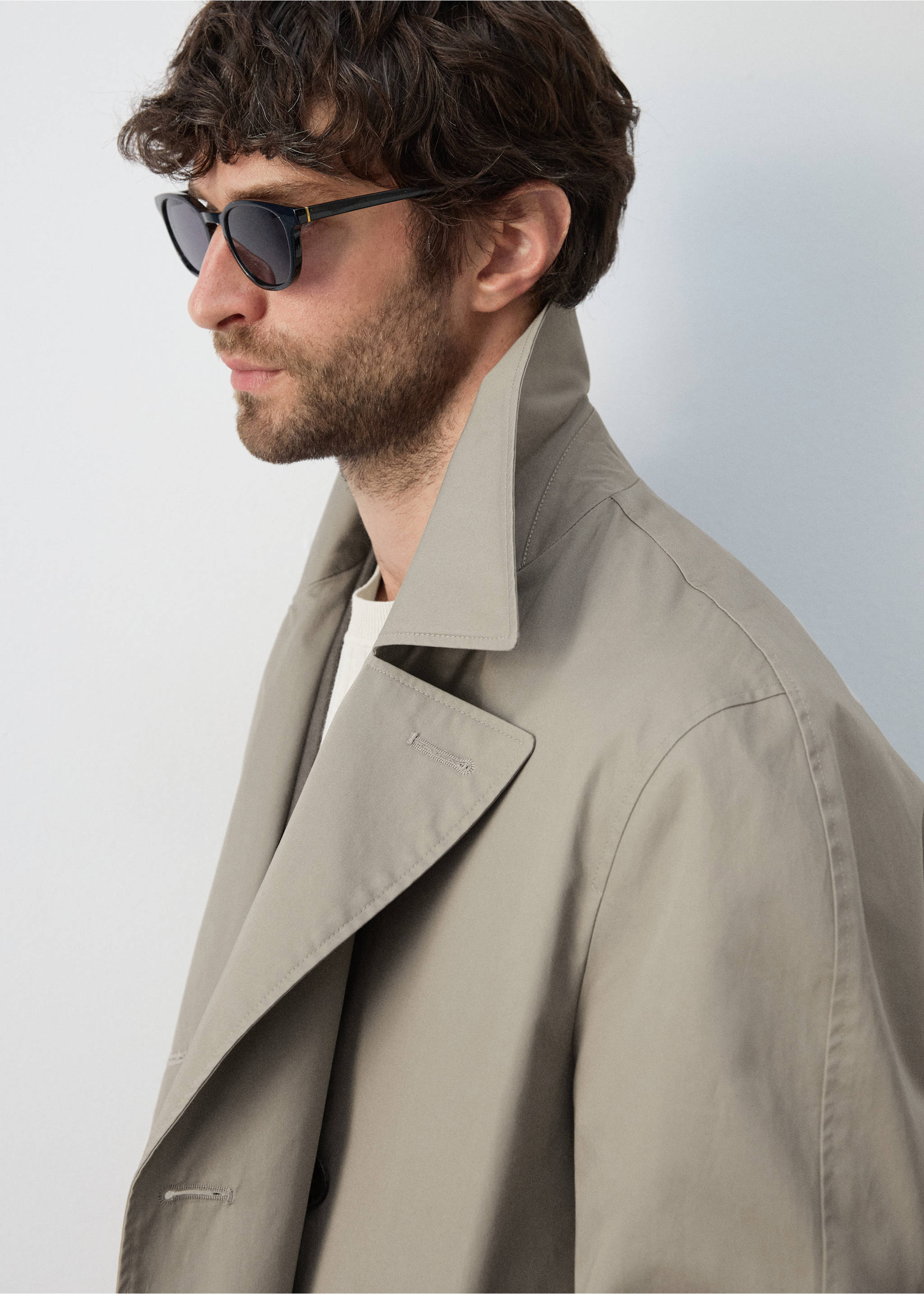 100% cotton gabardine regular fit - Reverse of the article, Medium Brown. Ref: 27085927-03.