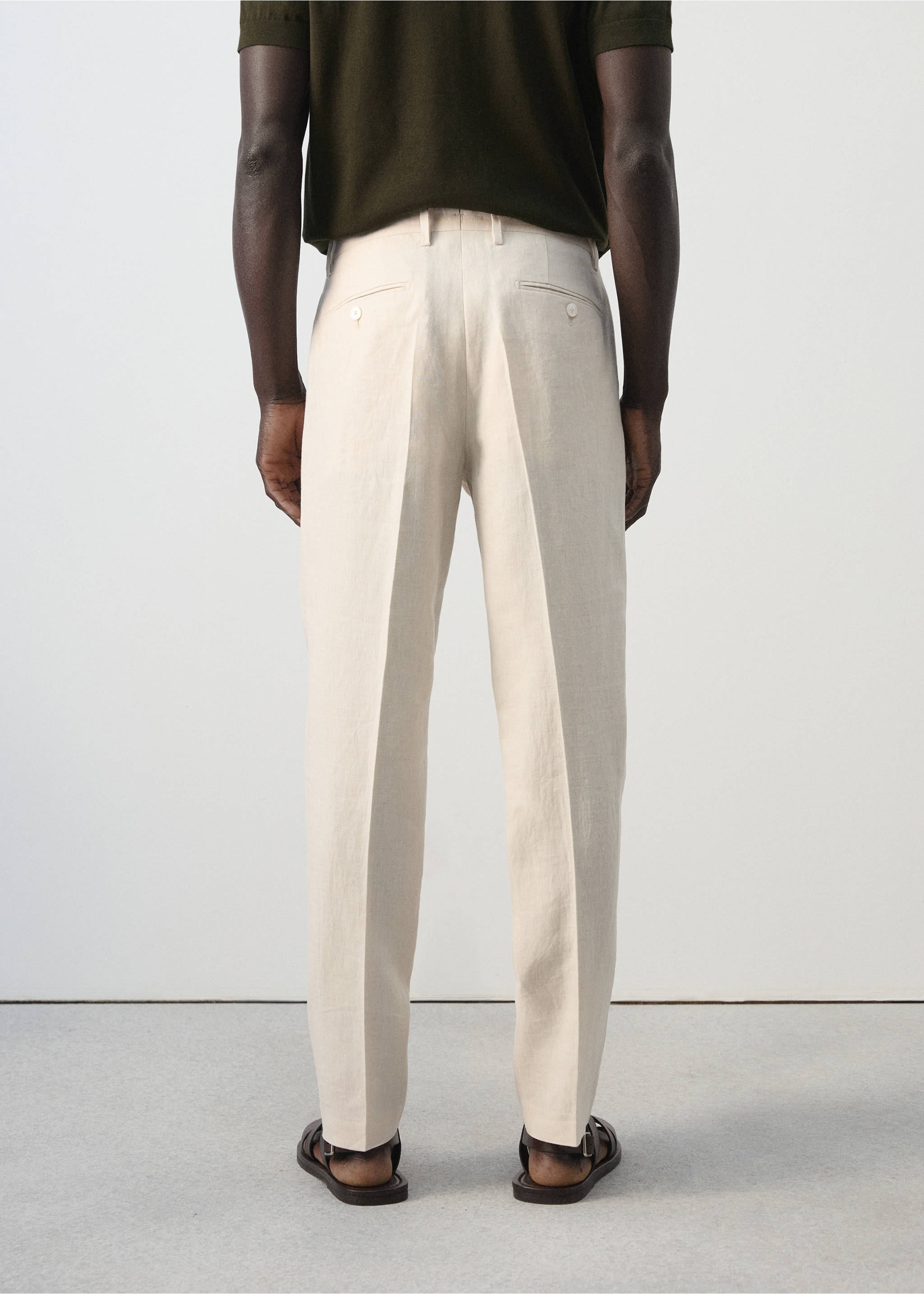 Pantalon costume Amalfi 100 % lin slim-fit - Verso de l’article, Écru. Ref: 27085929-00.