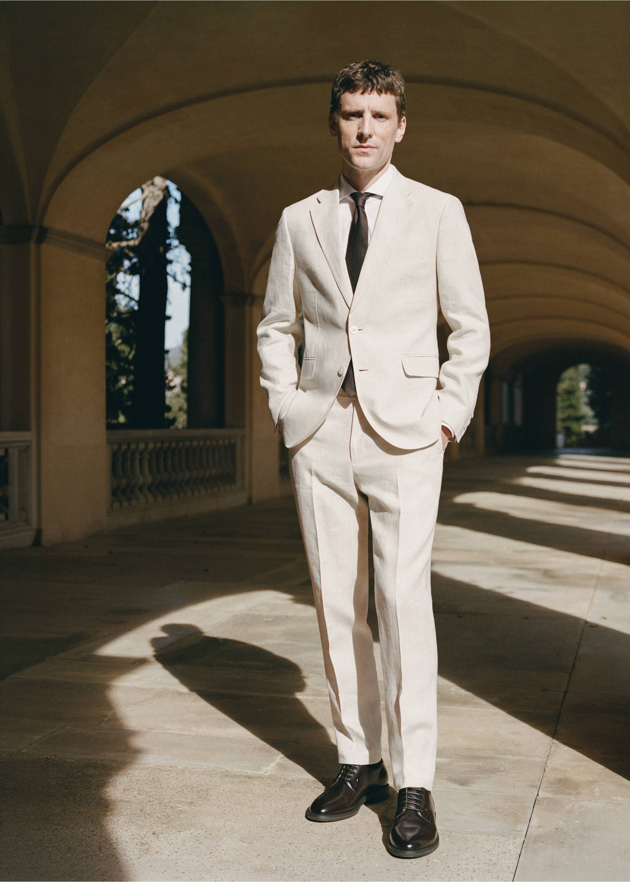 Amalfi 100% linen slim-fit suit trousers - Details of the article 7, Ecru. Ref: 27085929-02.