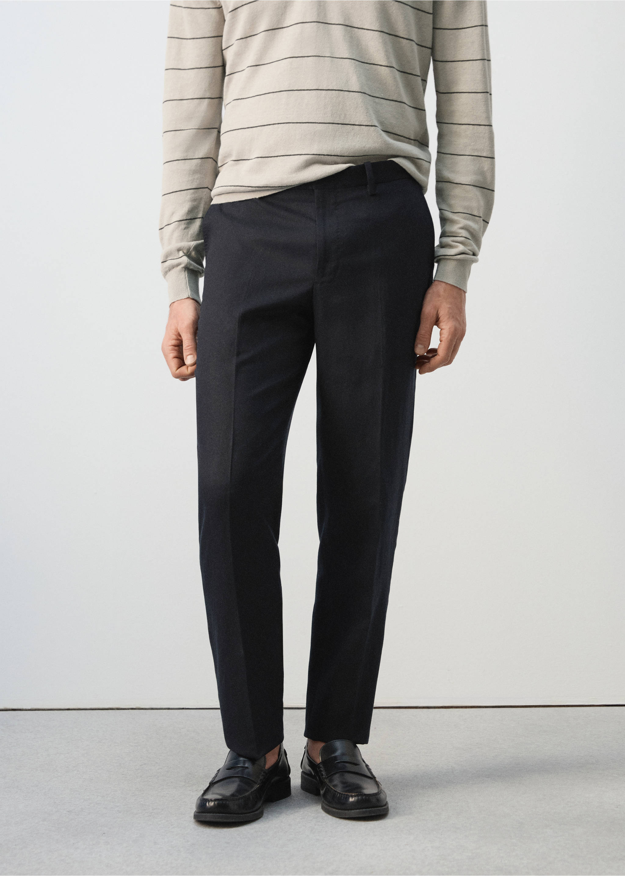 Pantalon de costume Amalfi slim fit - Plan moyen, Bleu marine. Ref: 27085930-00.