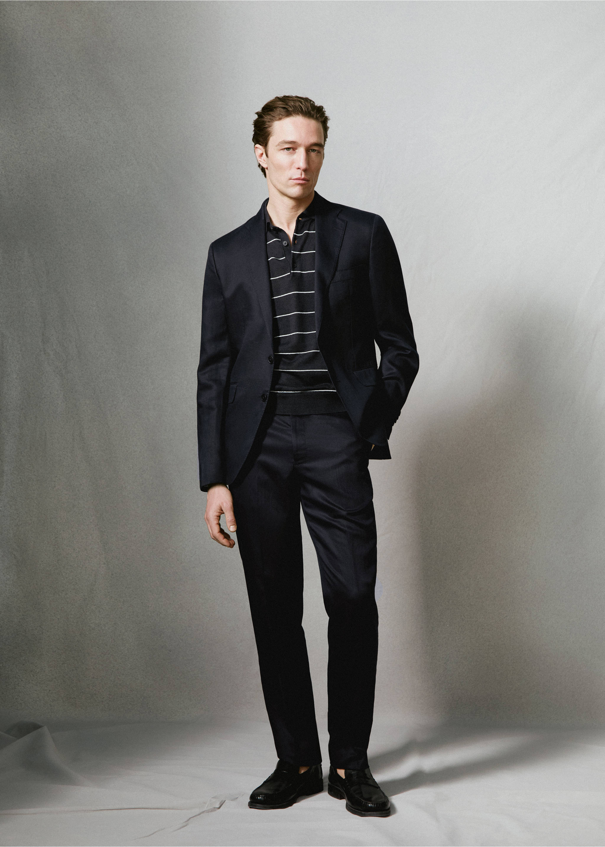 Pantalon de costume Amalfi slim fit - Détail de l'article 5, Bleu marine. Ref: 27015939-00.