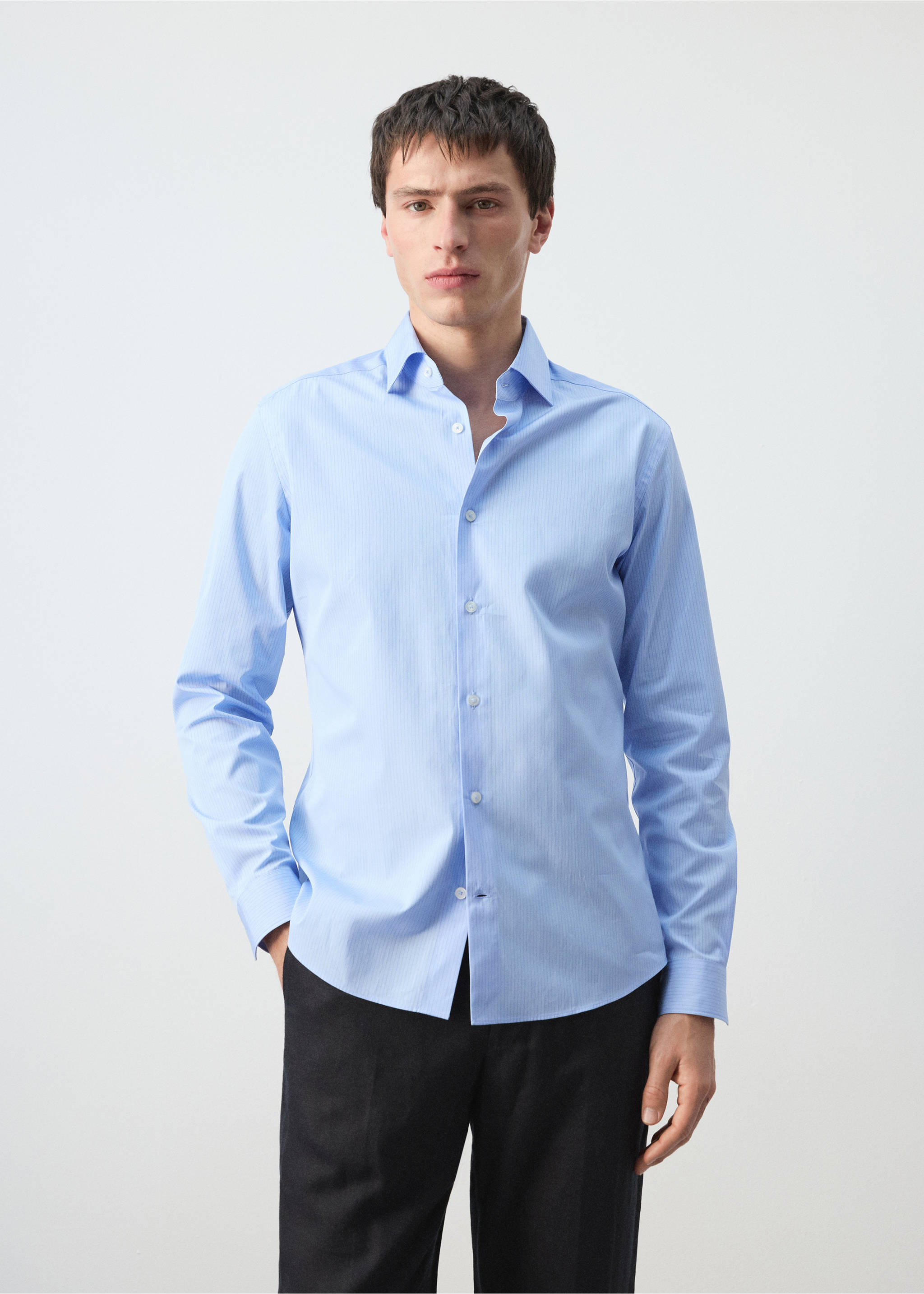 Chemise 100 % coton rayures slim-fit - Plan moyen, Bleu ciel. Ref: 27085935-00.
