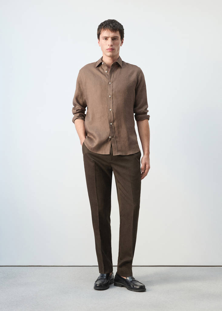 Regular-fit 100% linen shirt — Chocolate