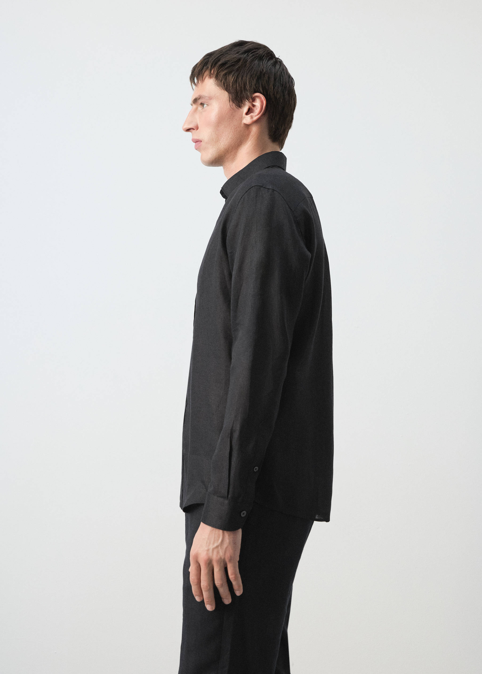 Camisa regular fit 100% lino - Detalle del artículo 2