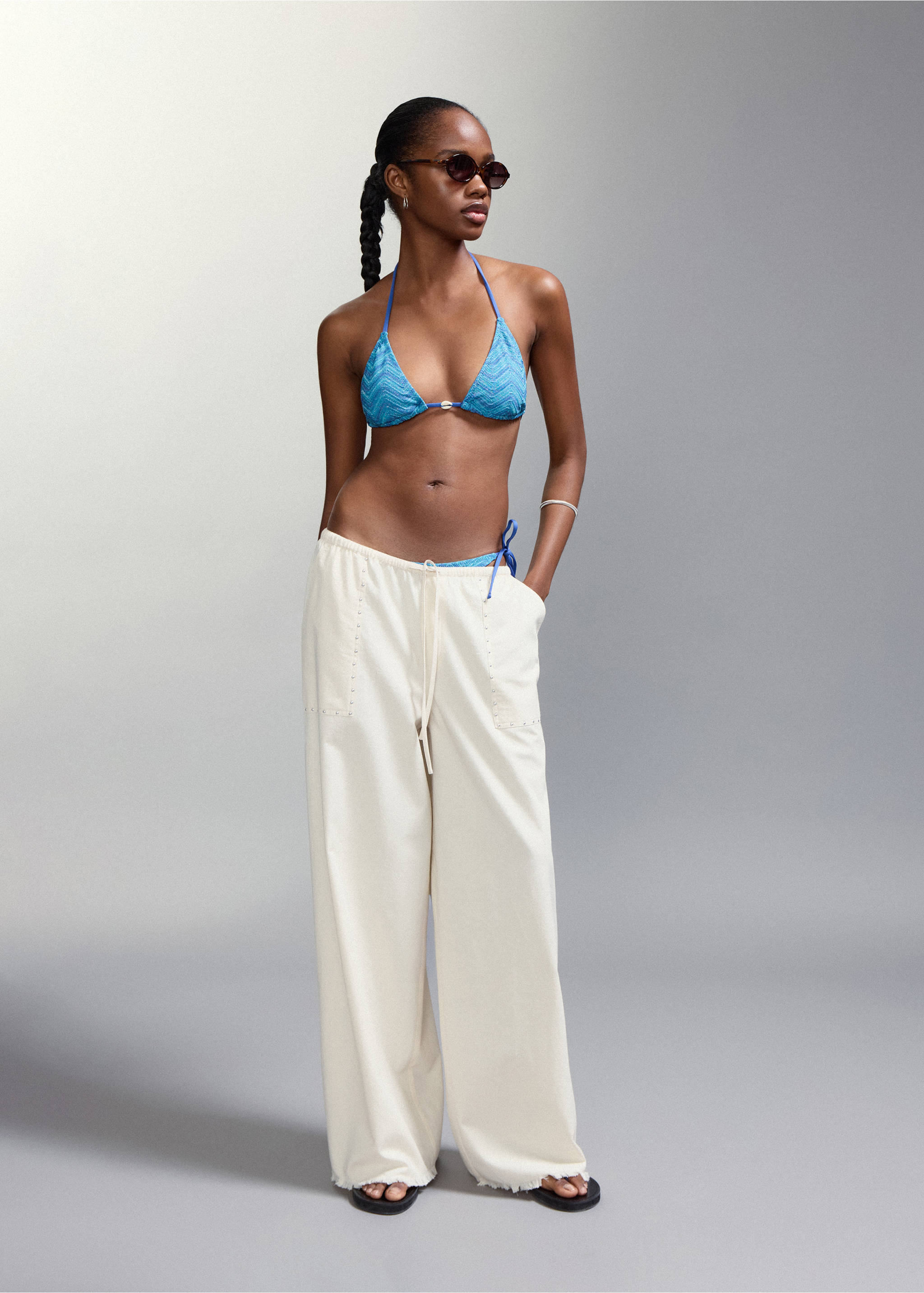 Textured bikini with medium-coverage bottoms - General plane, Blue. Ref: 27085943-00.