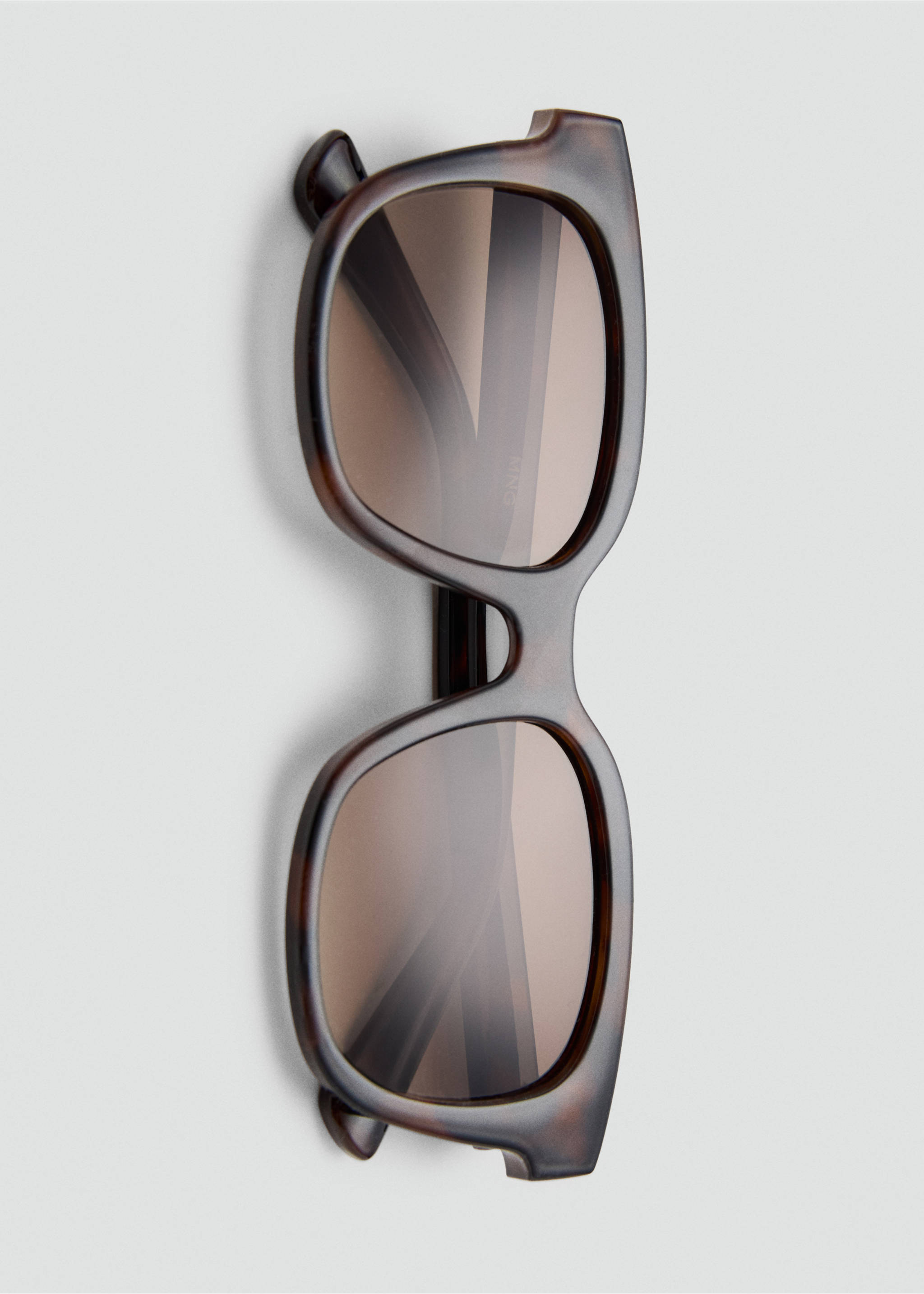 Squared frame sunglasses - Details of the article 1, Chocolate. Ref: 27085946-00.