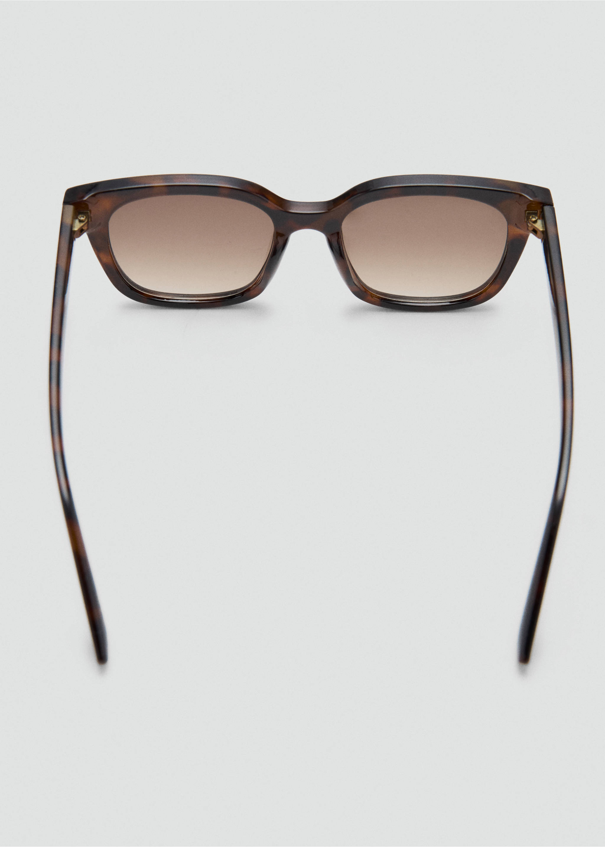 Squared frame sunglasses - Details of the article 2, Chocolate. Ref: 27085946-00.