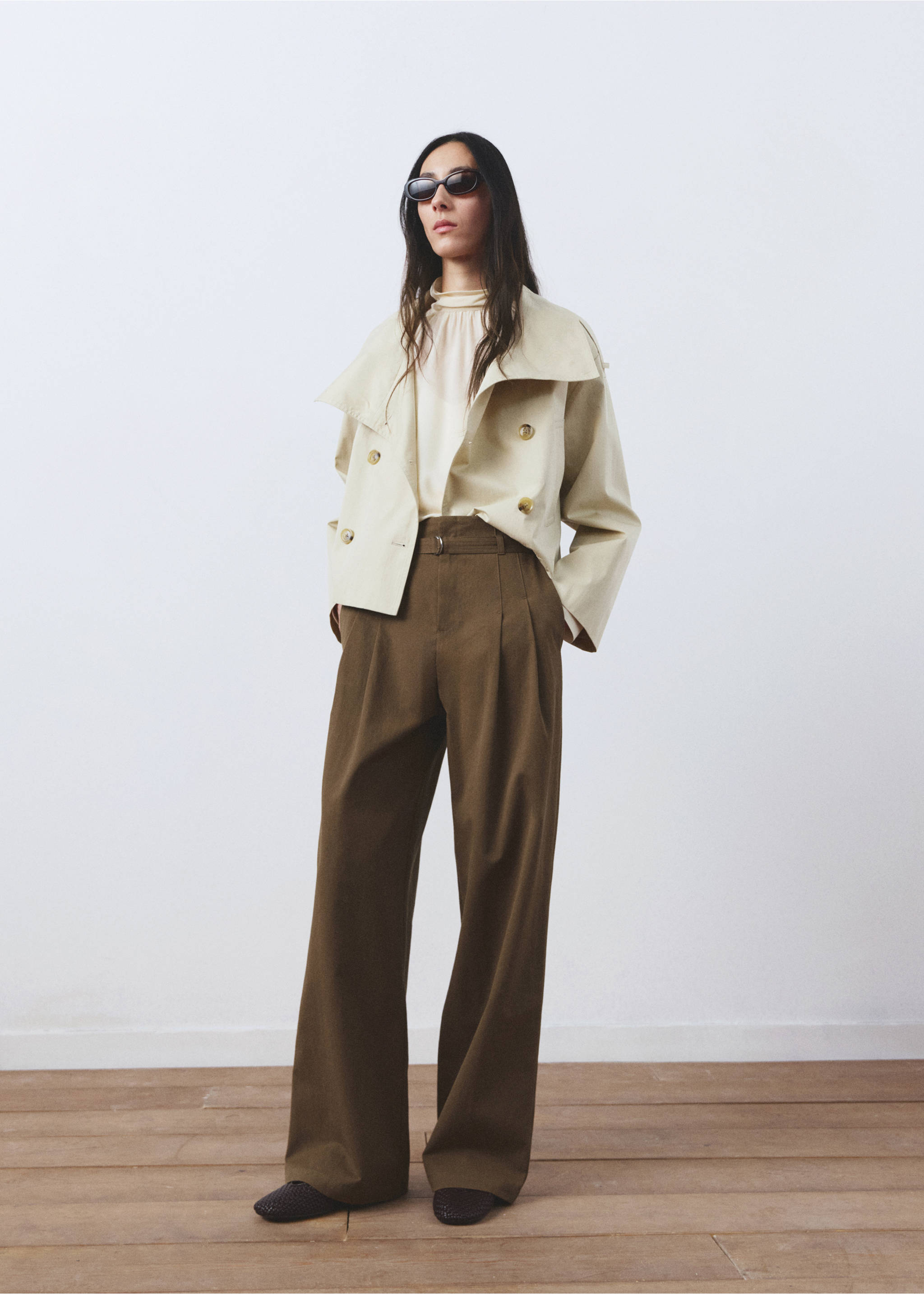 Trousers with belt loops - General plane, Khaki. Ref: 27085967-00.