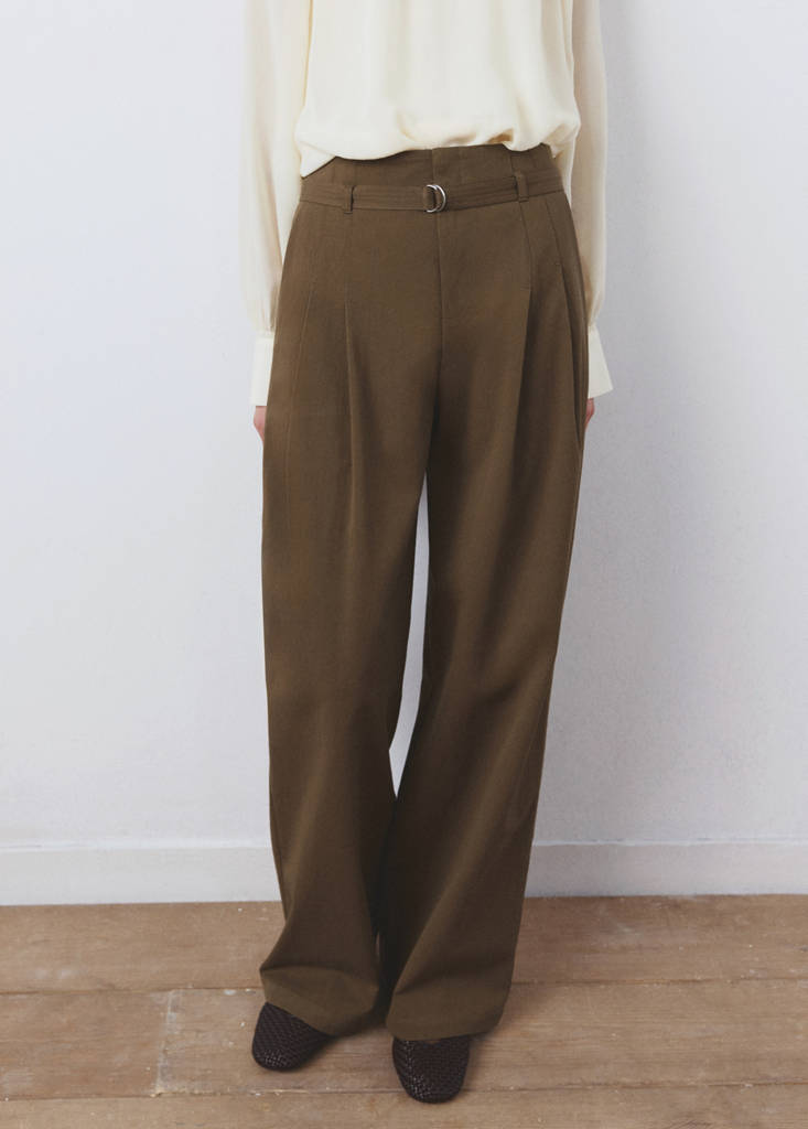 Trousers with belt loops — Khaki