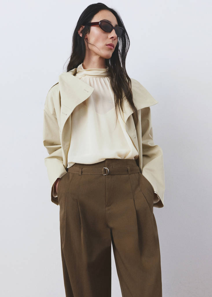 Trousers with belt loops — Khaki