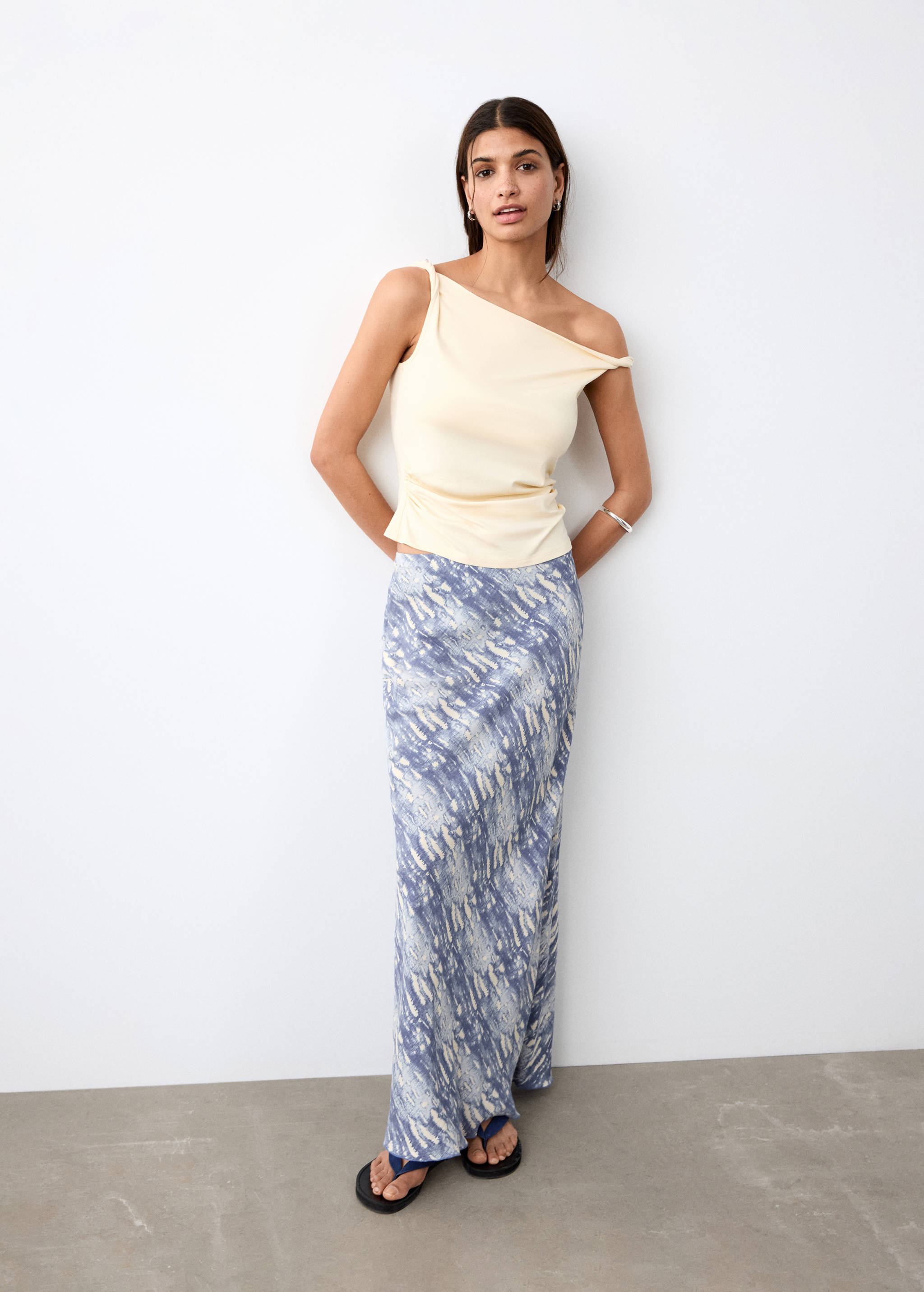 Printed long skirt - General plane
