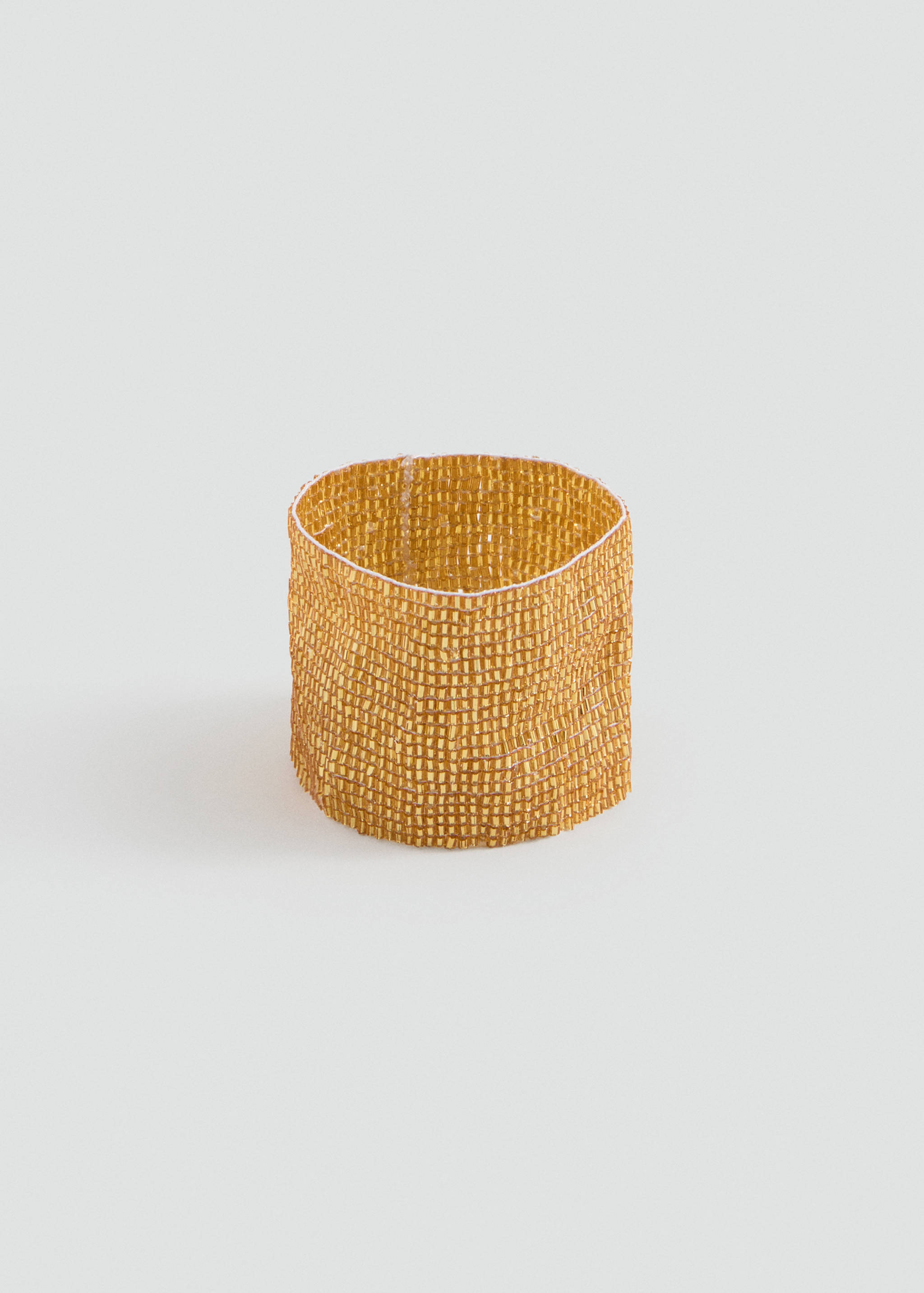 Браслет с бусинами и камнями - Изделие без модели