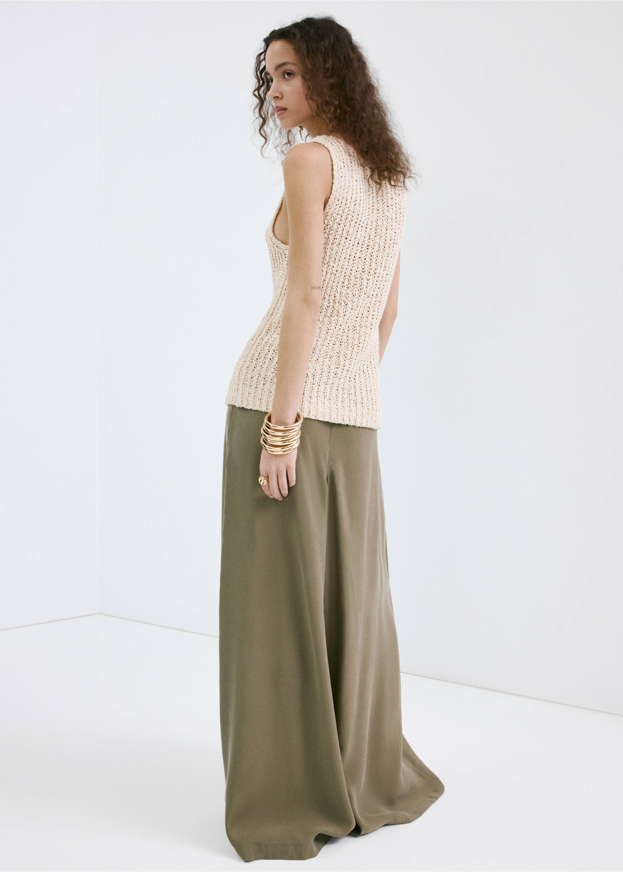 High-rise wide leg trousers - Reverse of the article, Khaki. Ref: 27085986-00.