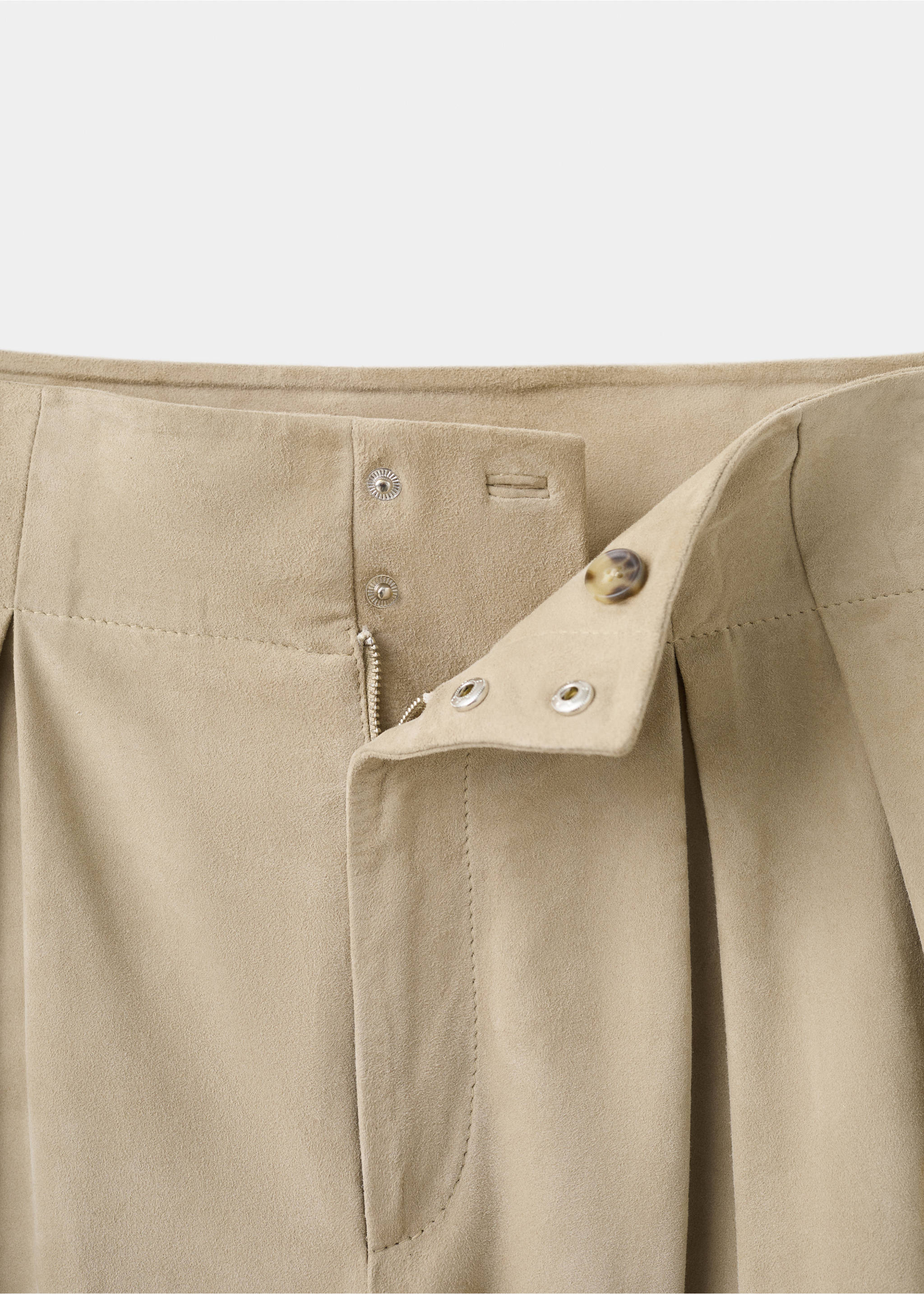 Pantalón bombacho ante detalle pinzas - Detalle del artículo 8, Arena. Ref: 27085997-00.