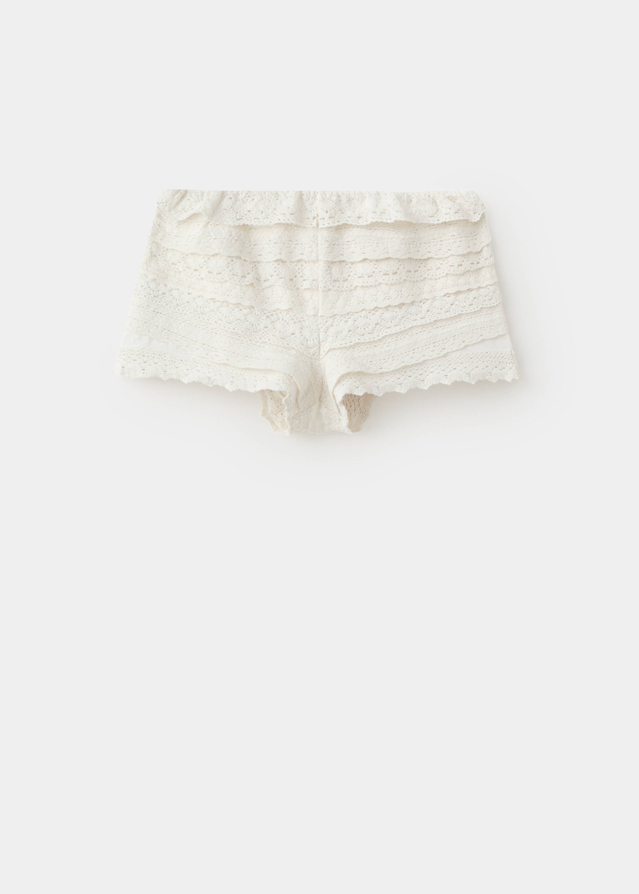 Crochet shorts with ruffles - Article without model