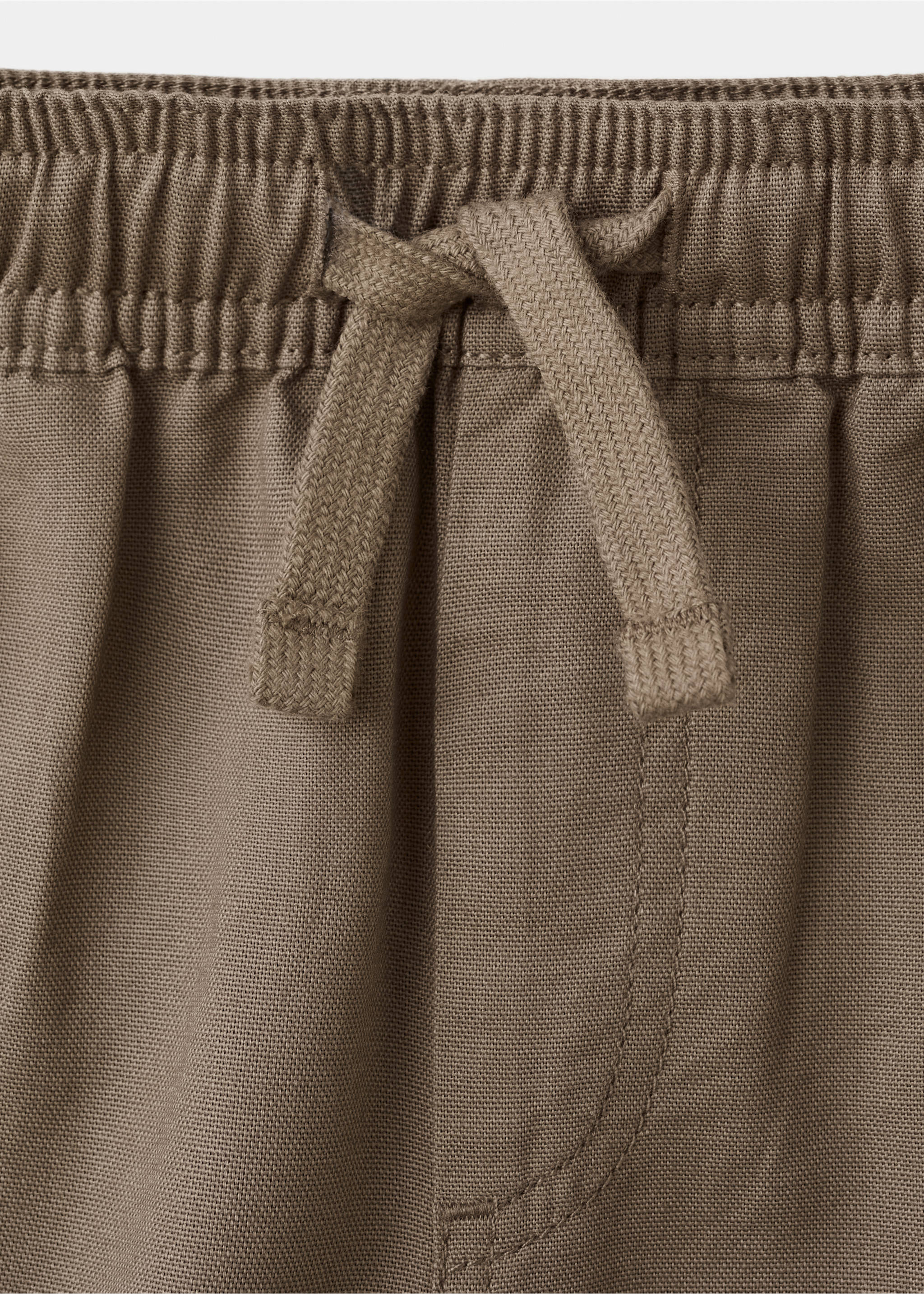 Cargo bermude - Detalji artikla 8, Smeđa. Ref: 27086340-00.