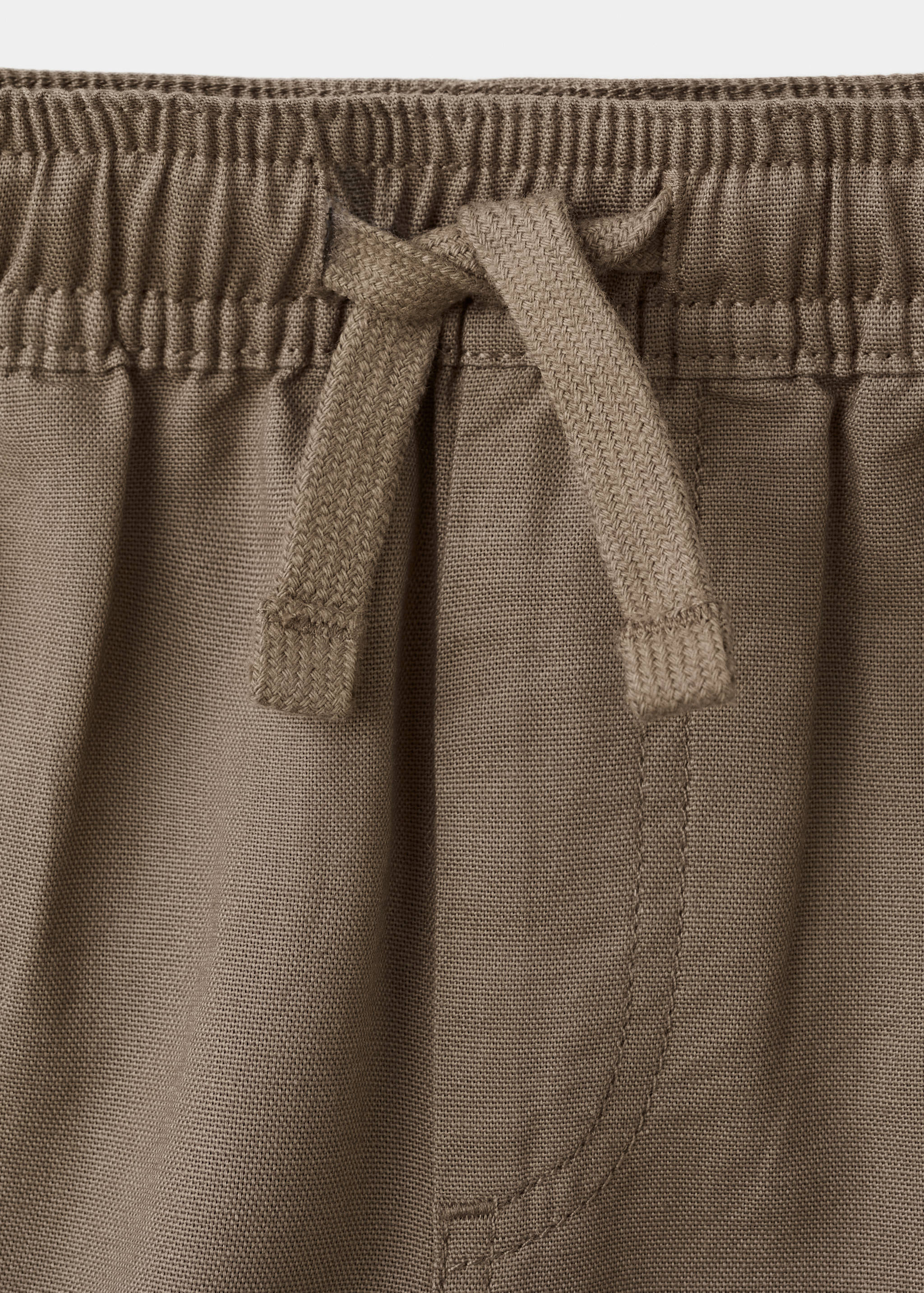 Cargo Bermuda shorts - Details of the article 8