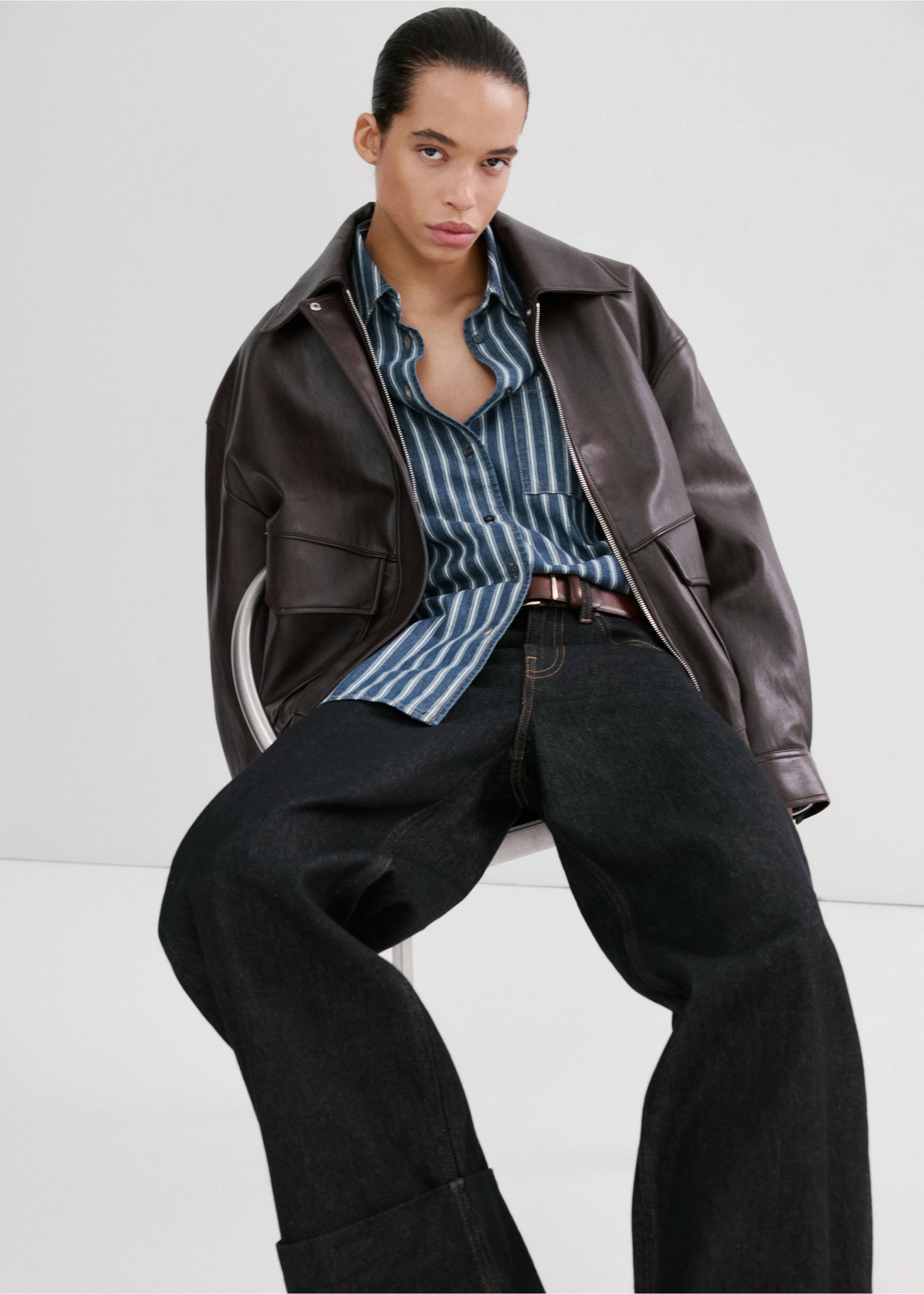 Striped denim shirt - Details of the article 6, Blue. Ref: 27086341-00.