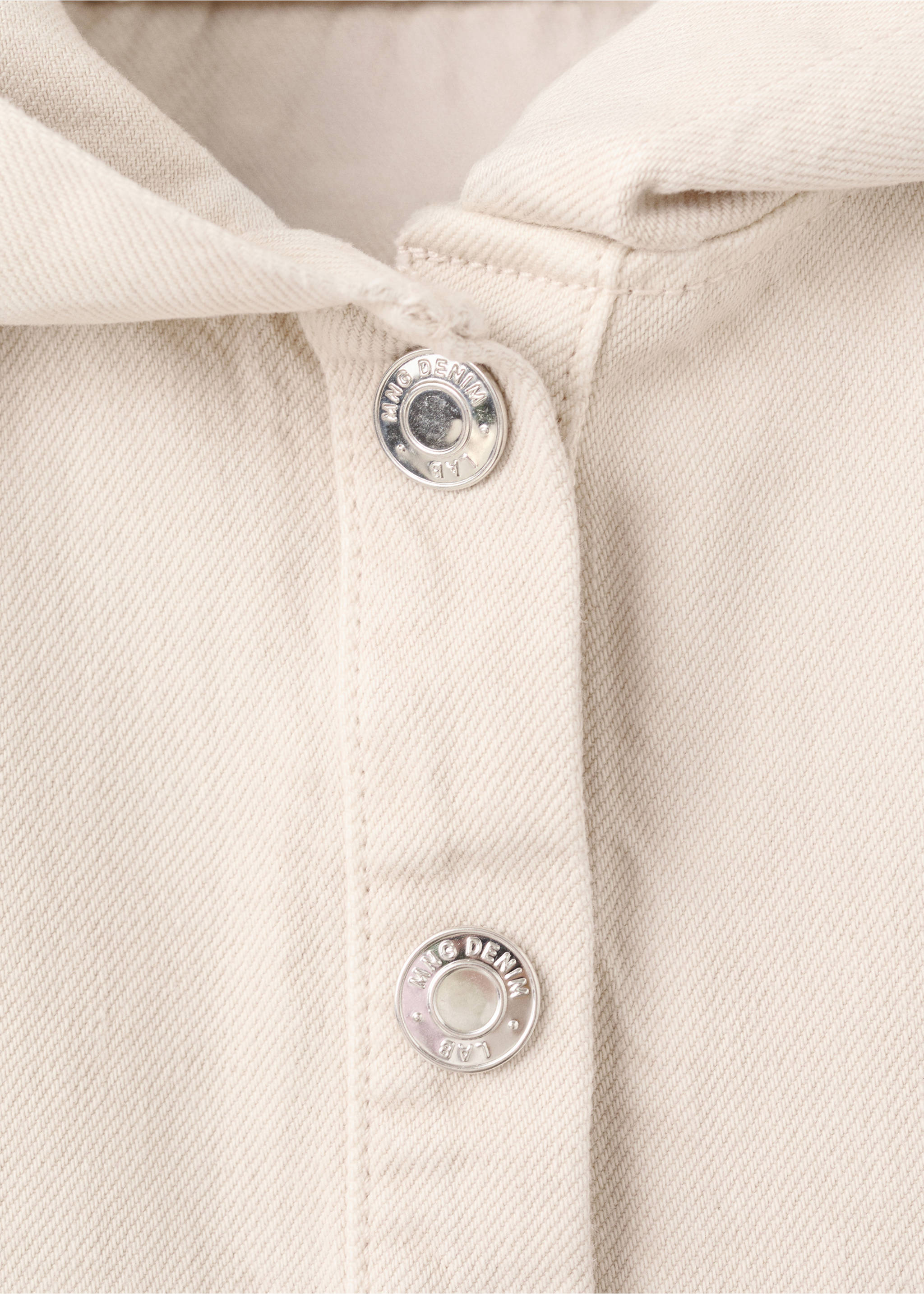 Denim jacket with hood - Details of the article 8, Sand. Ref: 27086345-00.