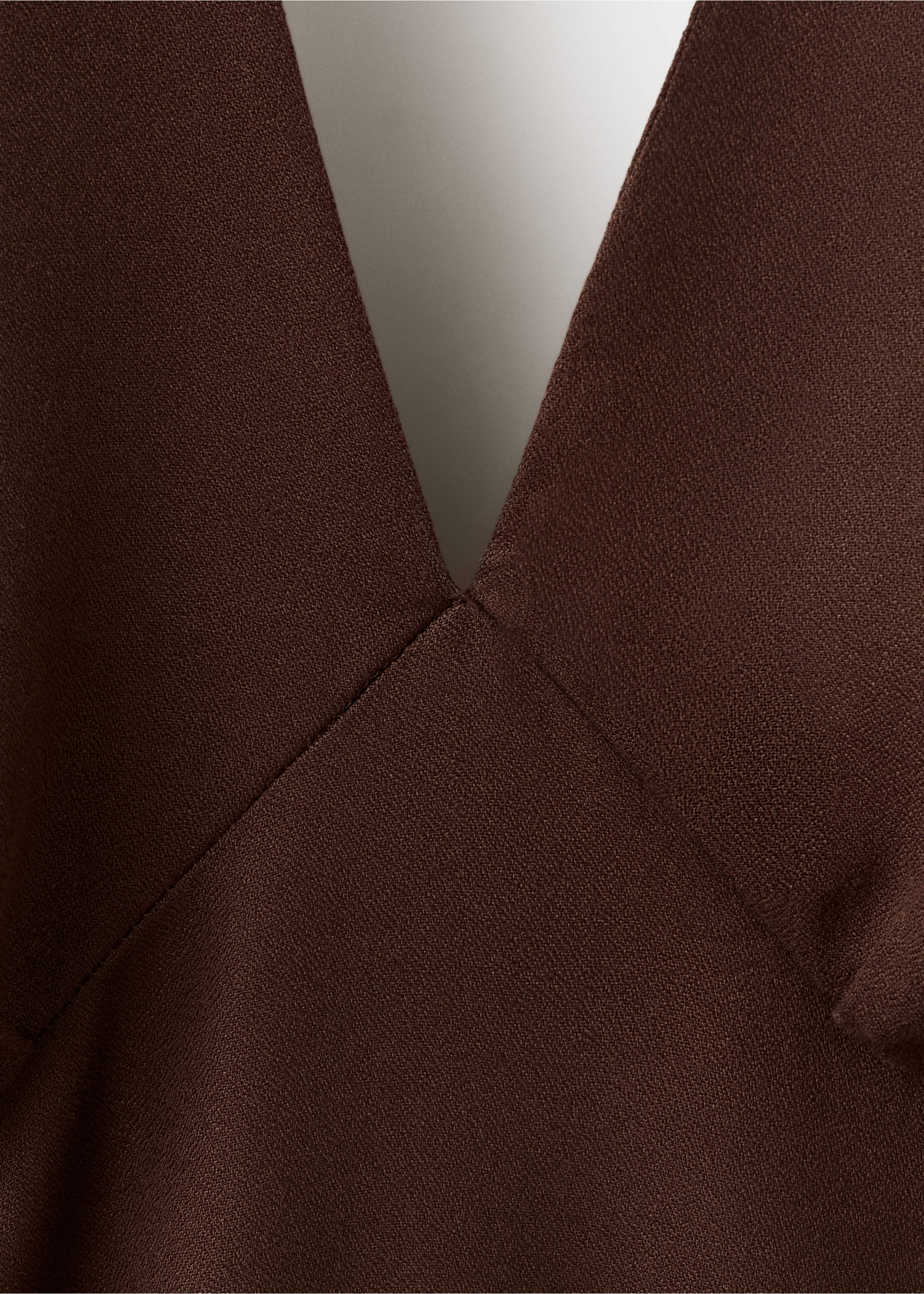 Robe fluide dos nu - Détail de l'article 8, Marron. Ref: 27086346-00.