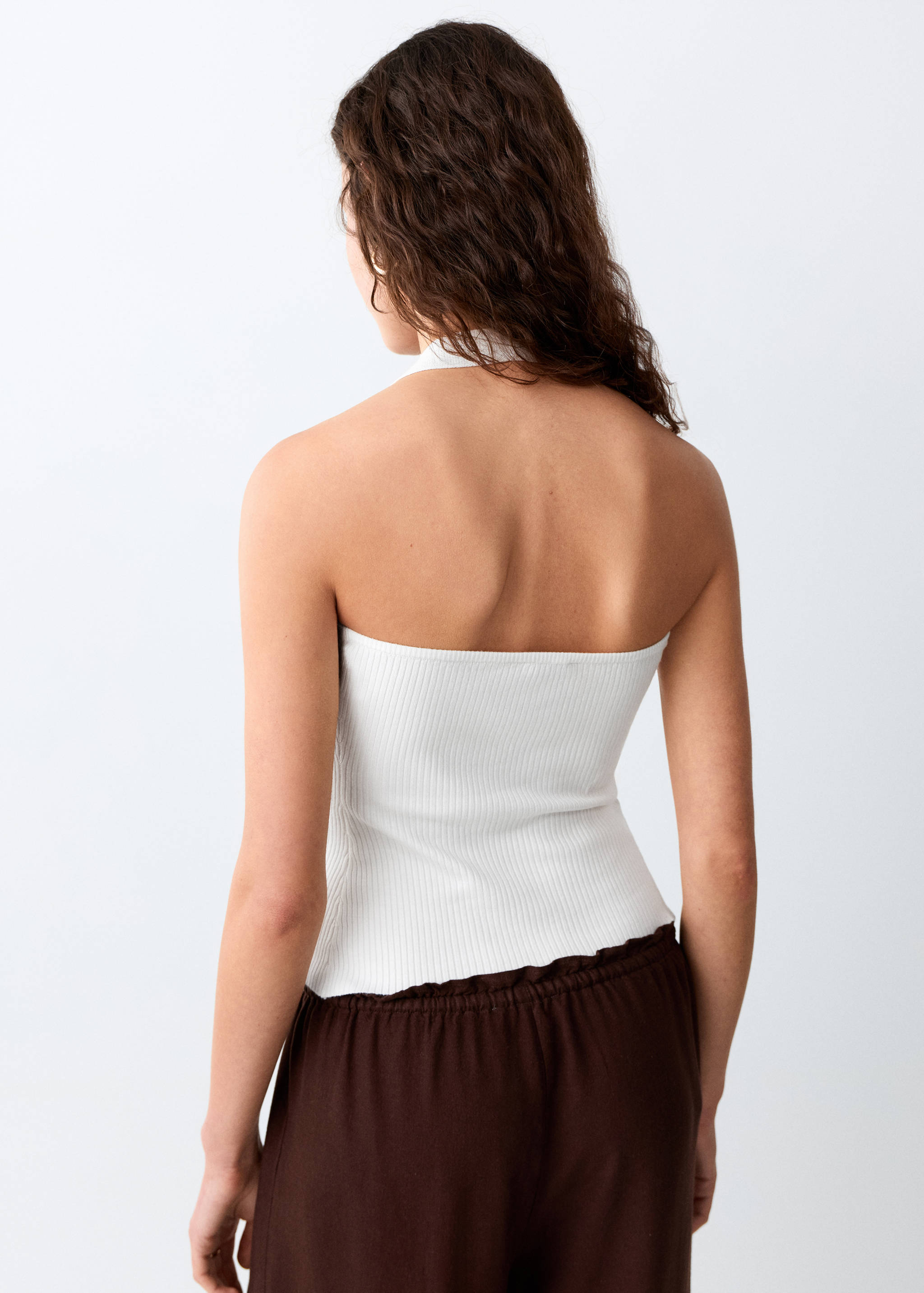 Ribbed halter neck top - Reverse of the article