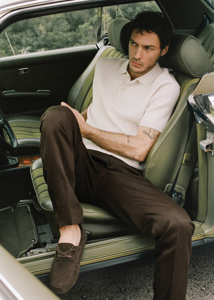 Suede driving shoe with laces