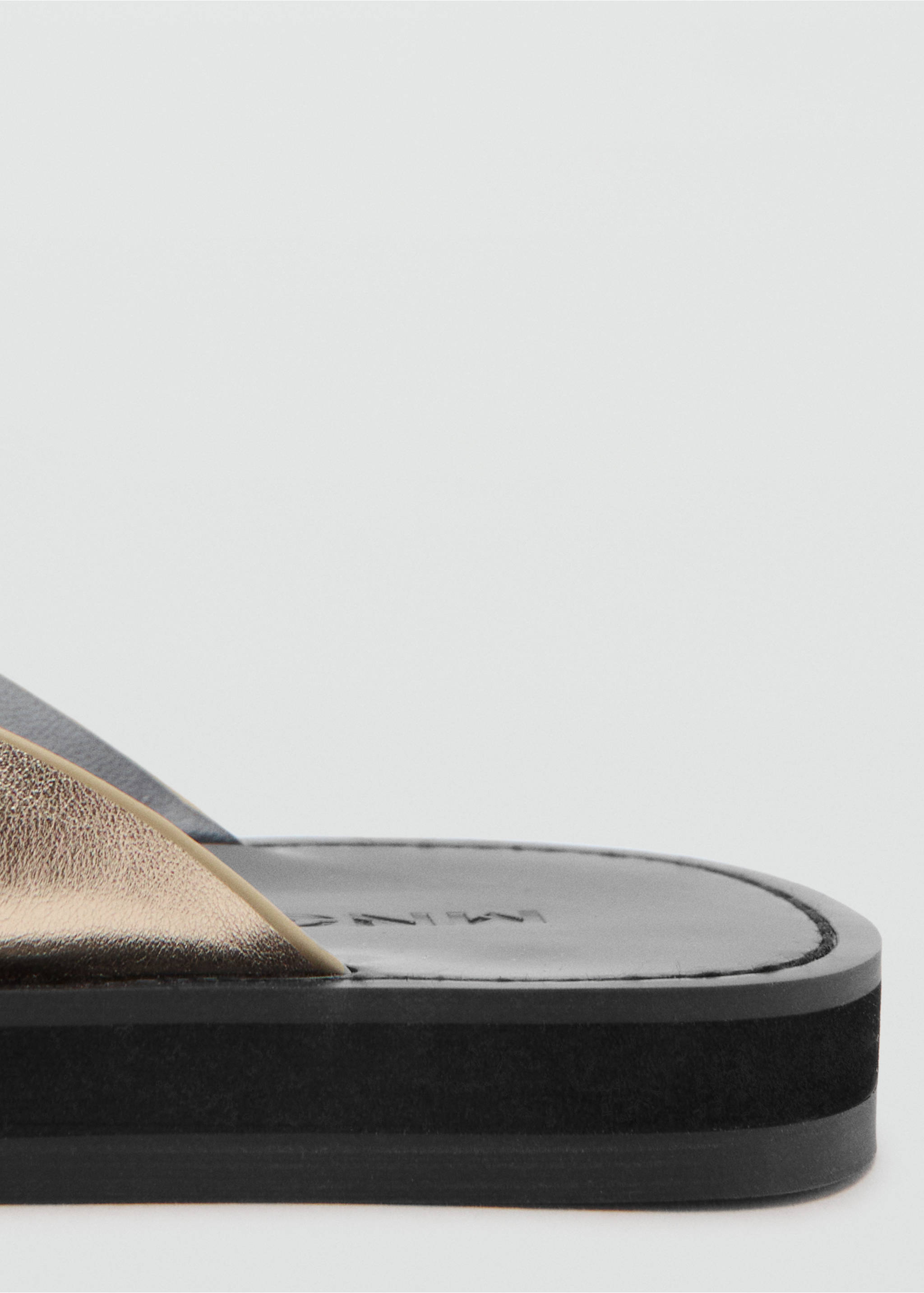 Sandales entredoigt à brides - Détail de l'article 1, Or. Ref: 27086726-00.