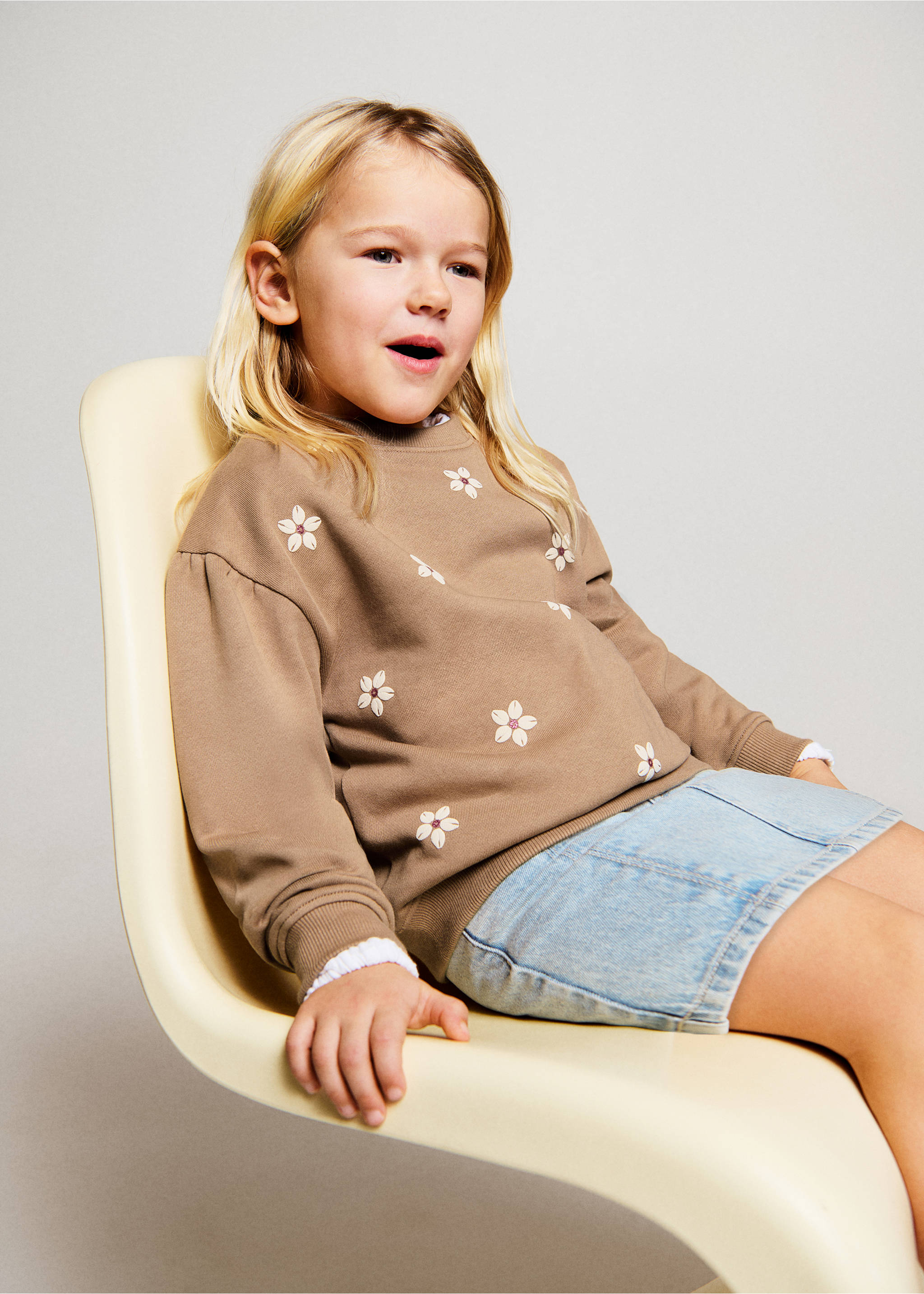 Sweat coton imprimé à fleur - Plan moyen, Marron. Ref: 27086742-00.