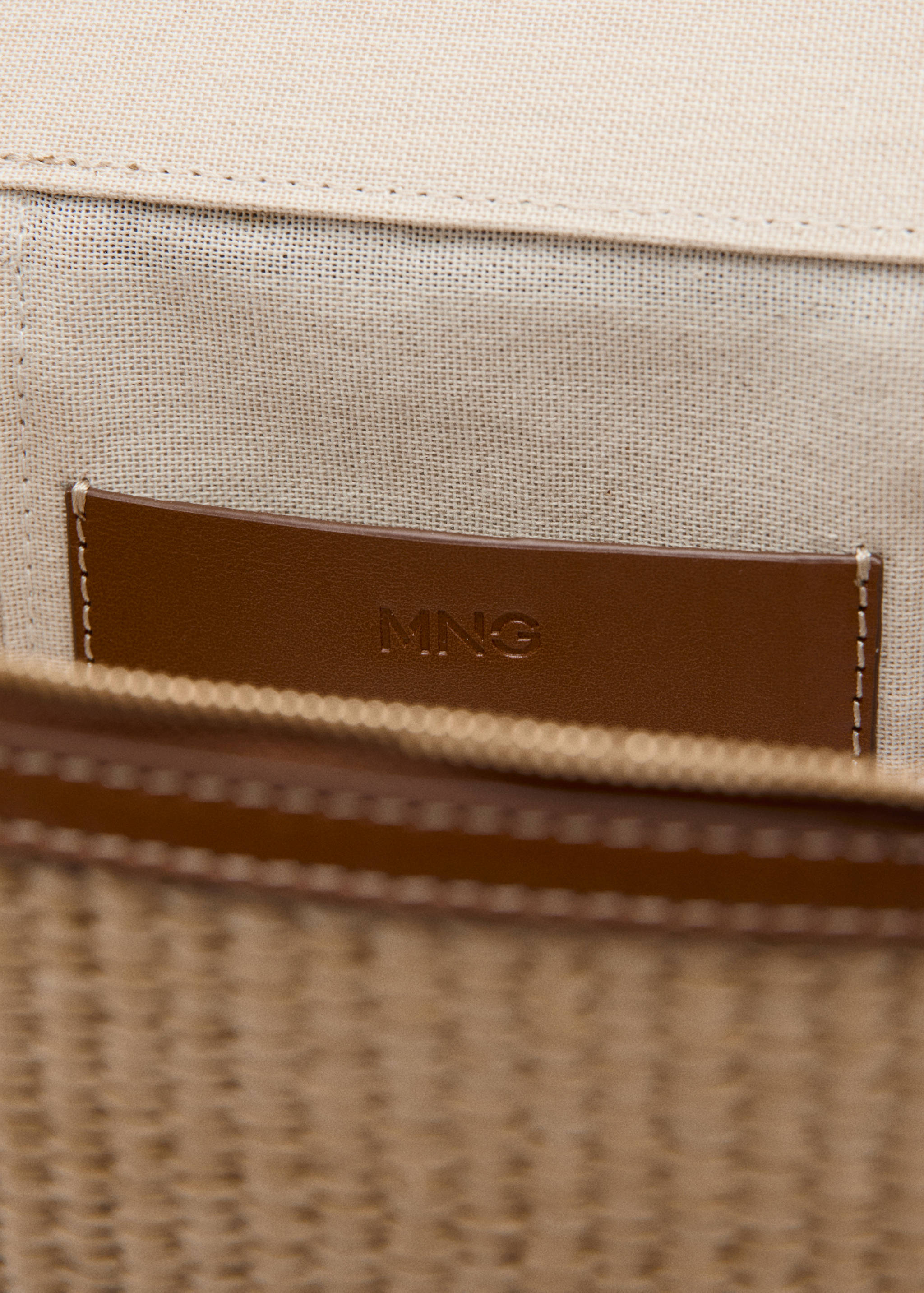 Natural fibre toiletry bag with zip - Details of the article 2