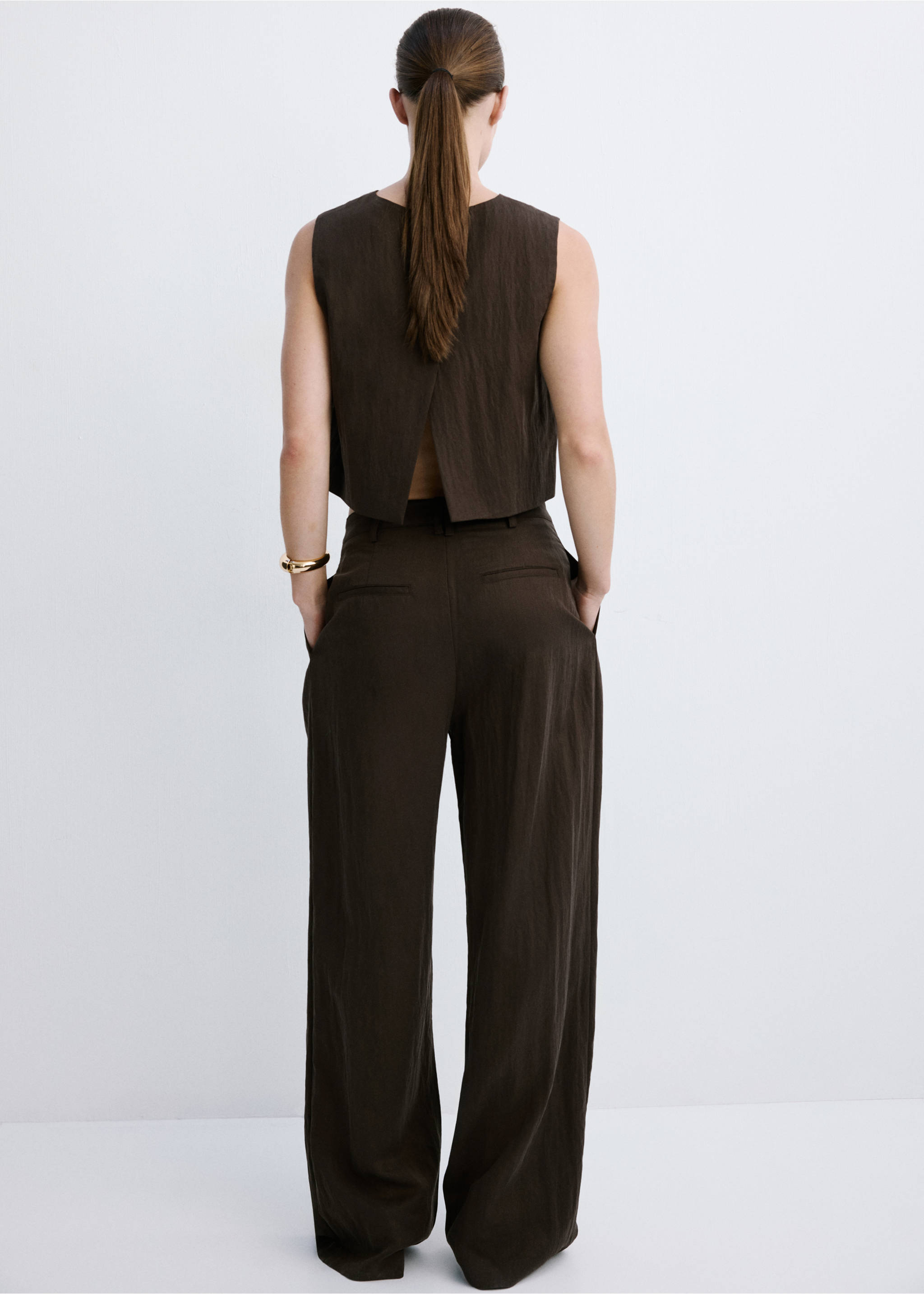 Mid-rise lyocell trousers - Reverse of the article, Chocolate. Ref: 27086750-00.