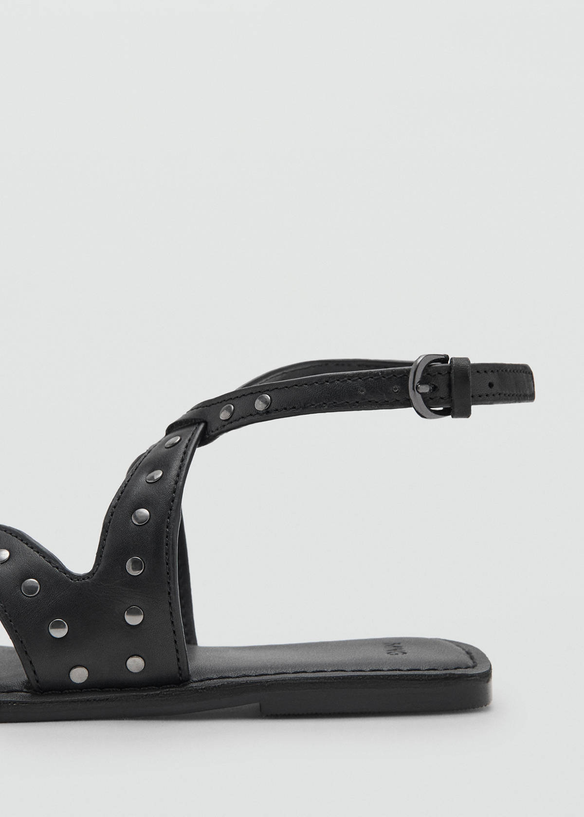 Studded leather sandals — Black