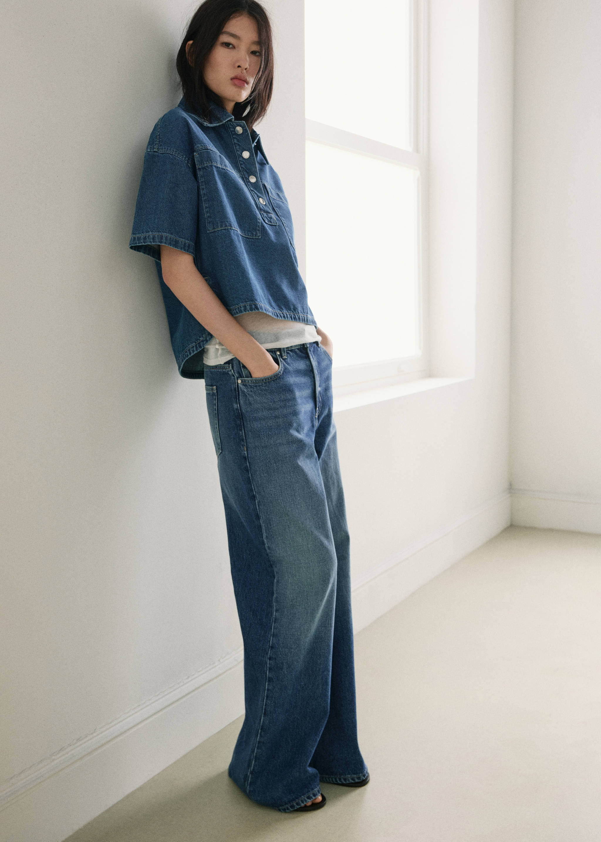 Джинсова блузка з кишенями - Загальний план