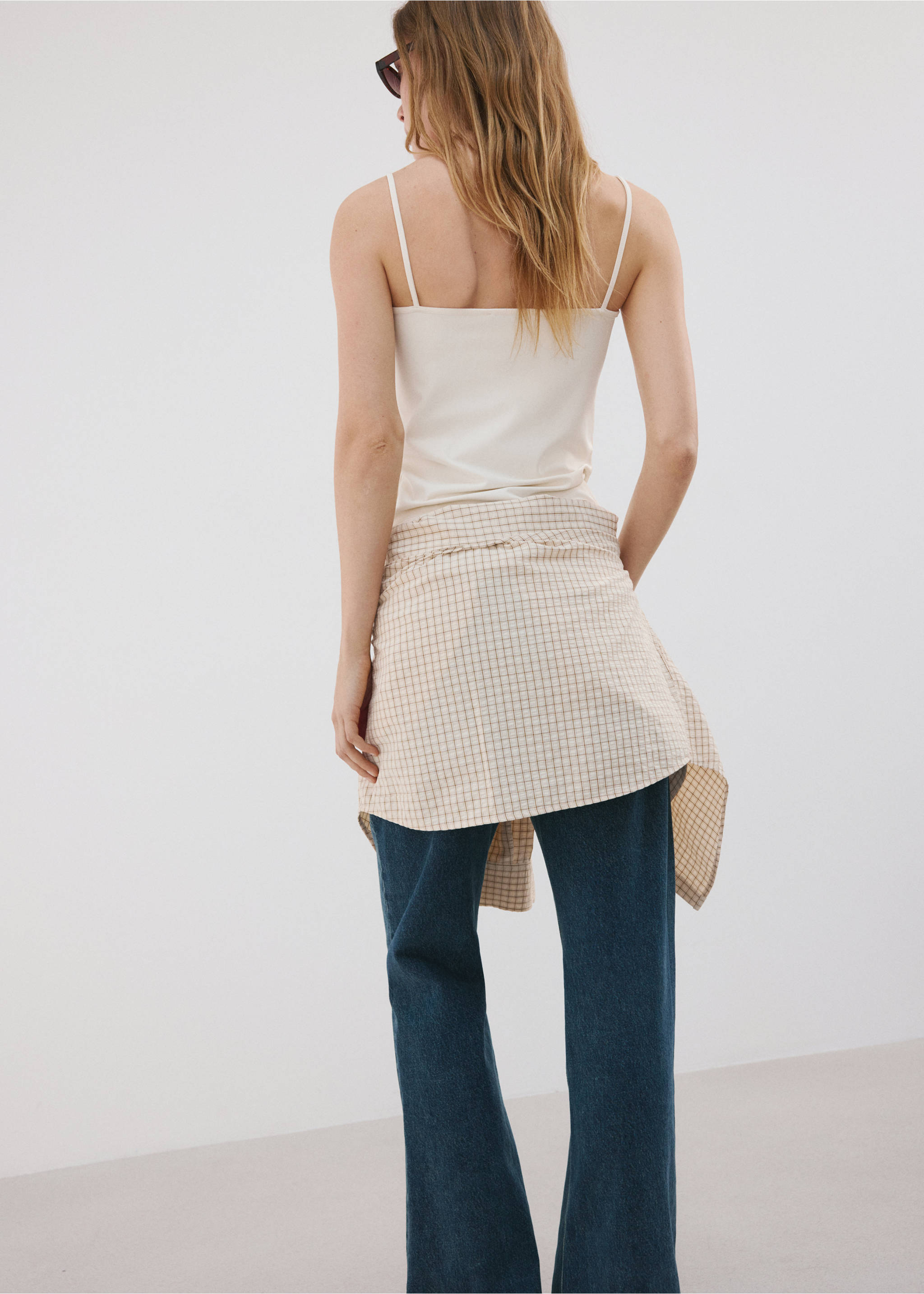 Fitted crop top - Reverse of the article, Ecru. Ref: 27087140-00.