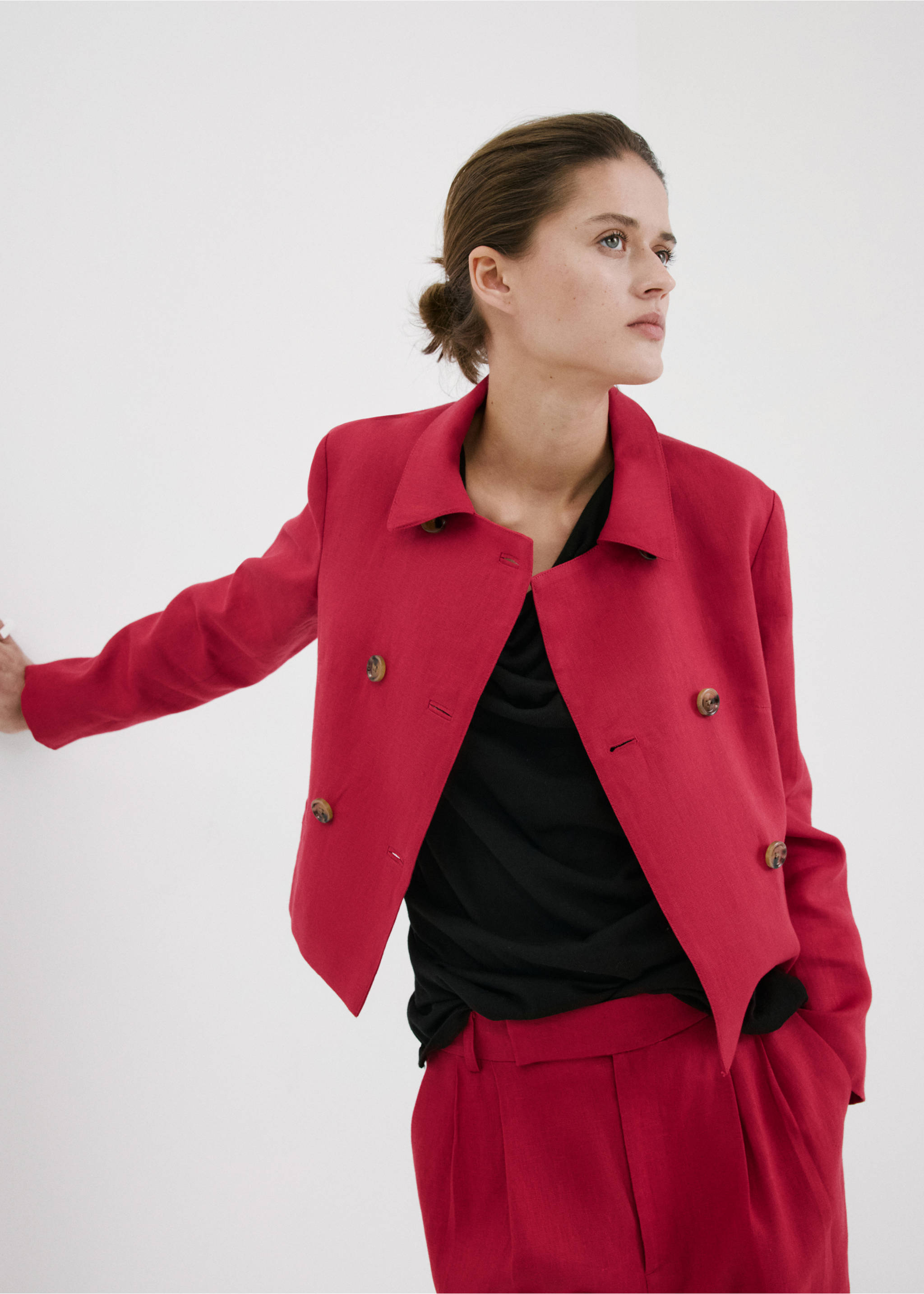 Double-breasted linen jacket - Medium plane, Red. Ref: 27087141-00.